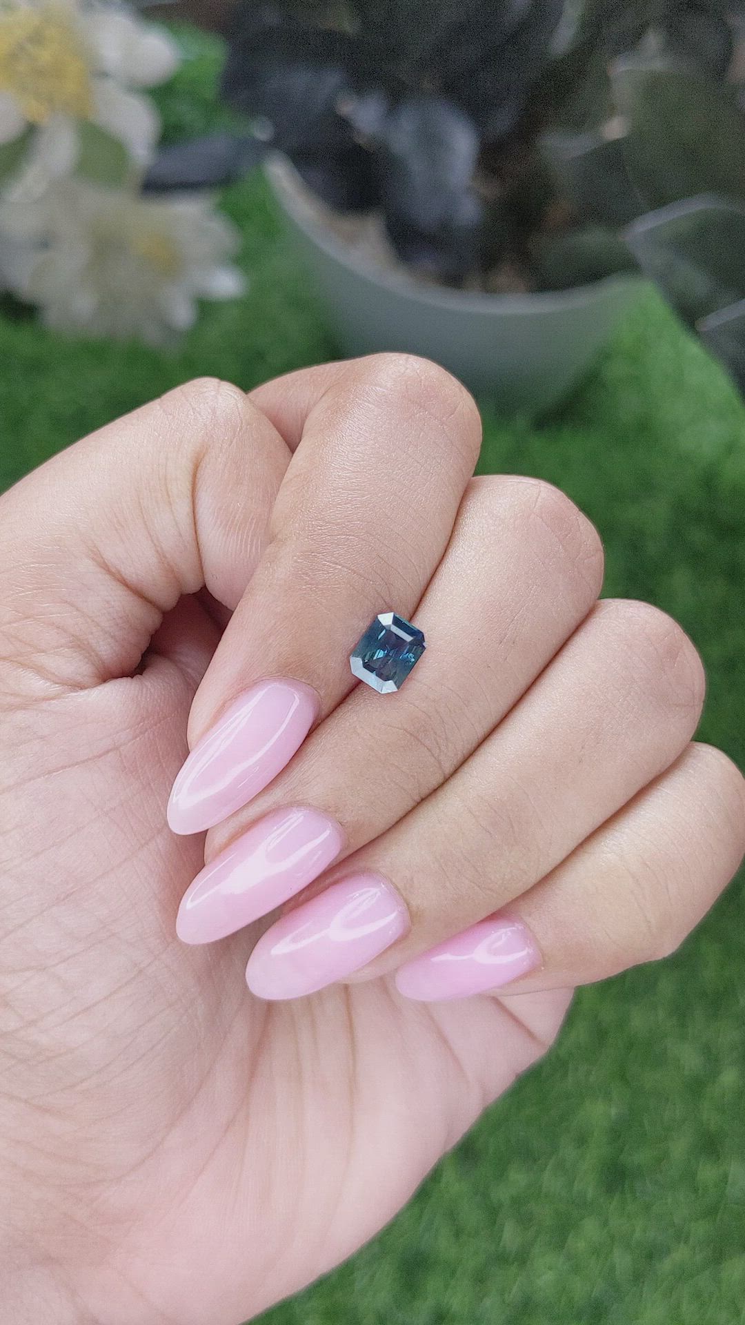 1.01 Ct. Greenish Blue Sapphire from Ceylon (Sri Lanka) Size Video
