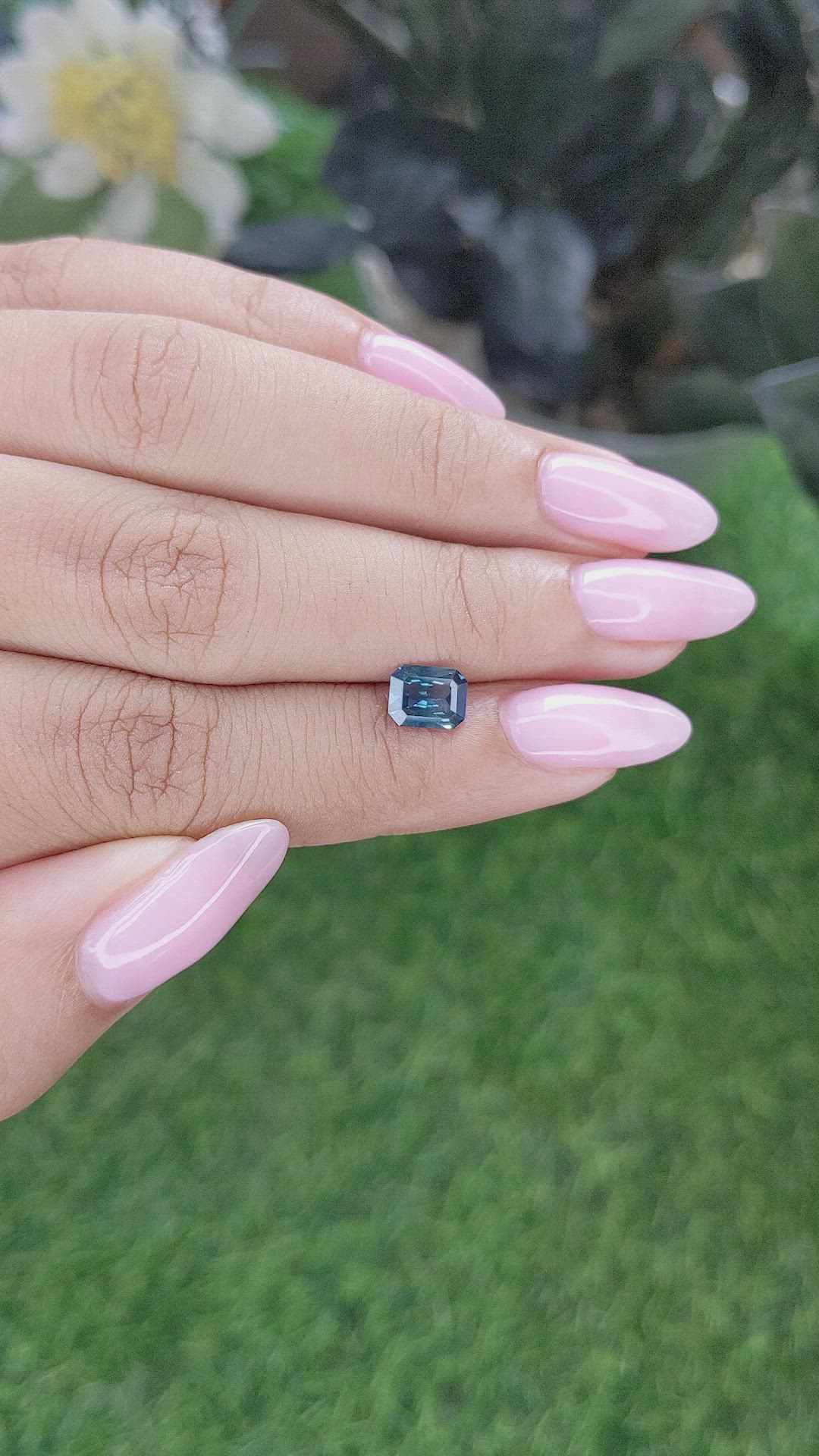 1.01 Ct. Greenish Blue Sapphire from Ceylon (Sri Lanka) Size Video