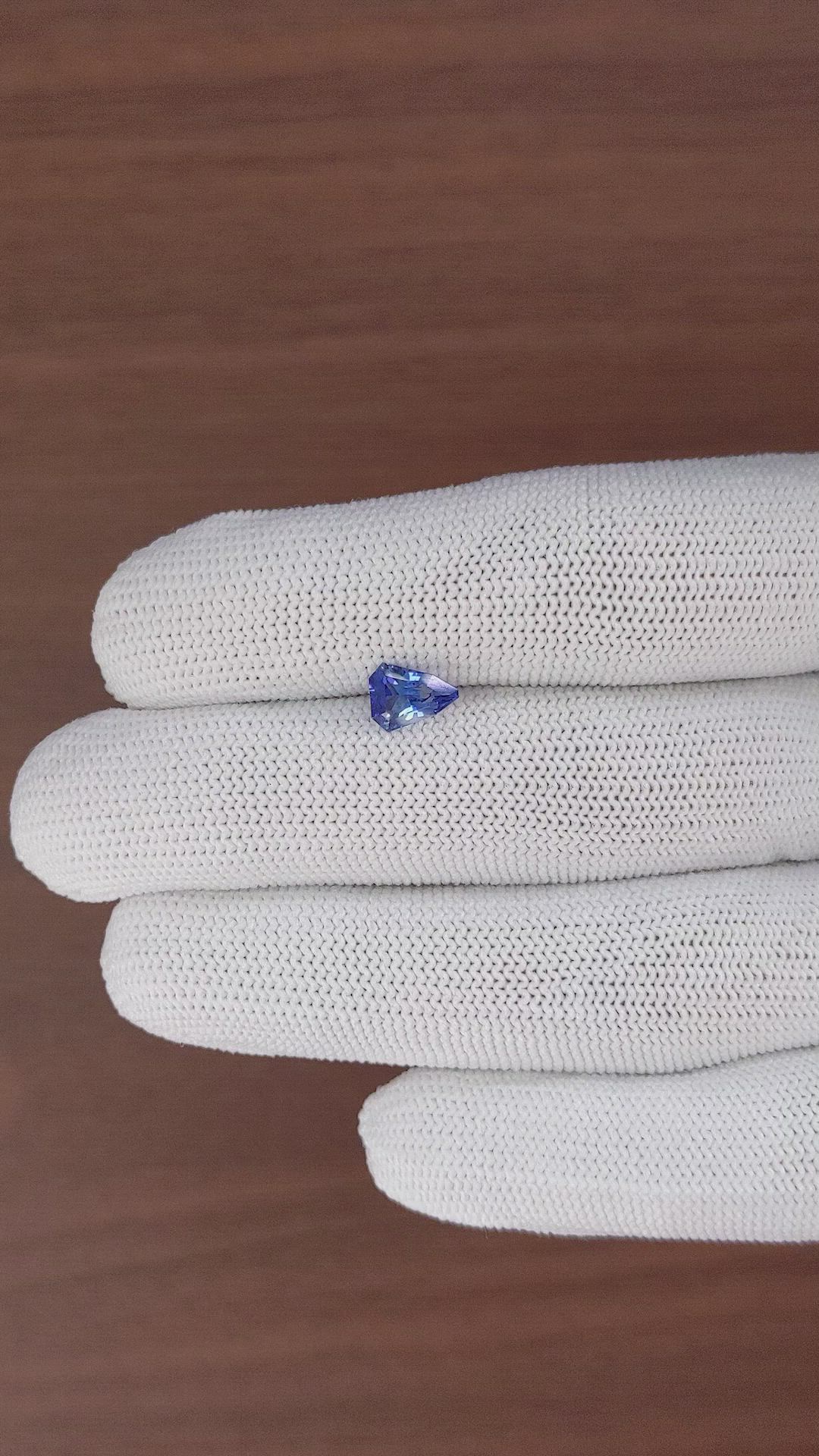 1.04 Ct. Blue Sapphire from Ceylon (Sri Lanka) Size Video