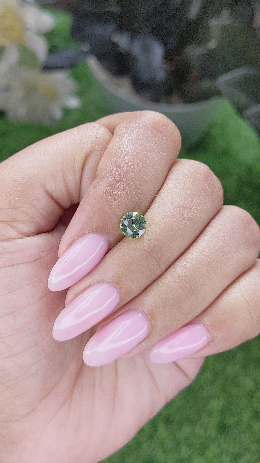 1.00 Ct. Yellowish Green Sapphire from Madagascar Size Video