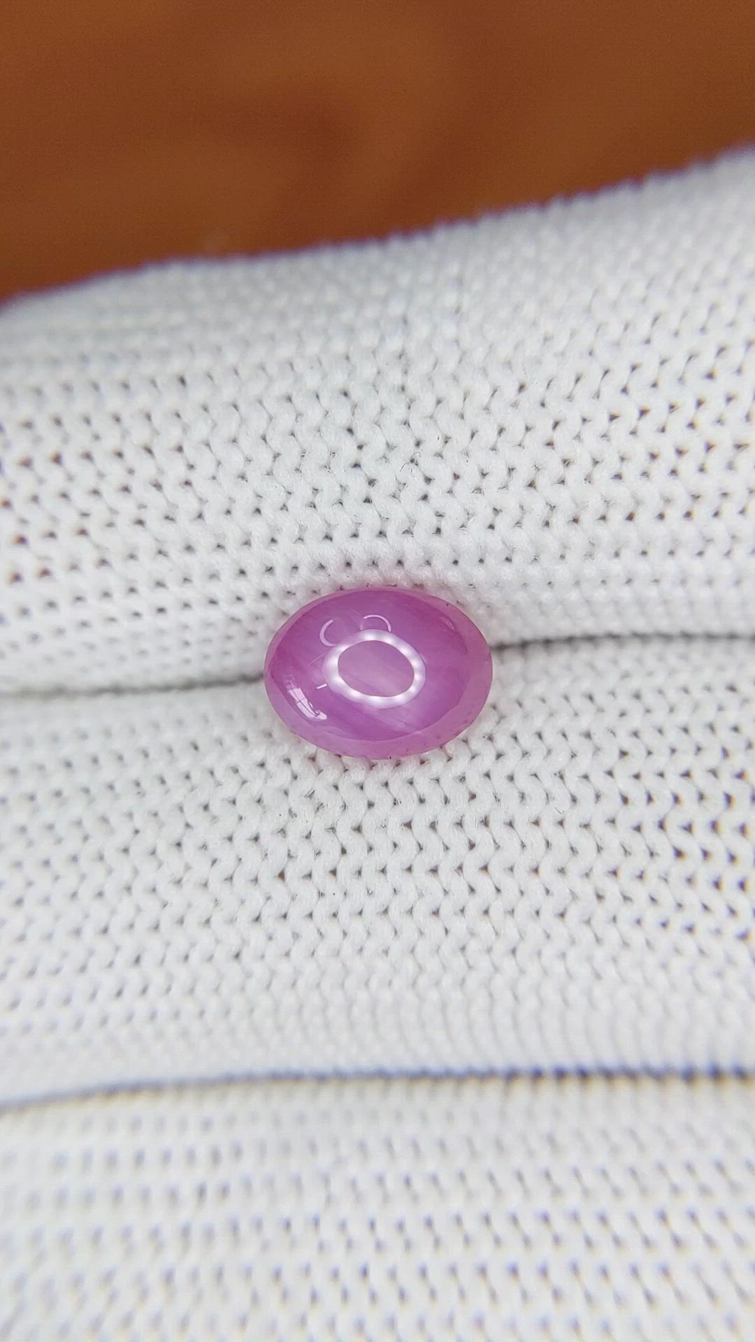 2.58 Ct. Purplish Pink Star Sapphire from Ceylon (Sri Lanka) Size Video