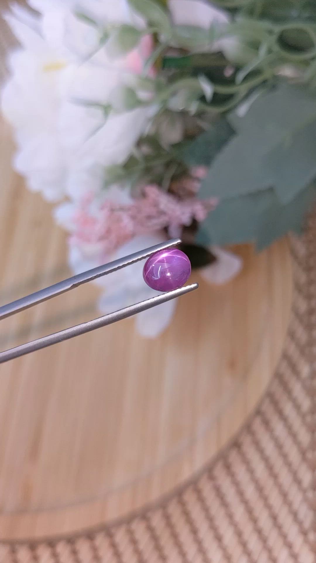 3.02 Ct. Pinkish Purple Star Sapphire from Ceylon (Sri Lanka) Size Video