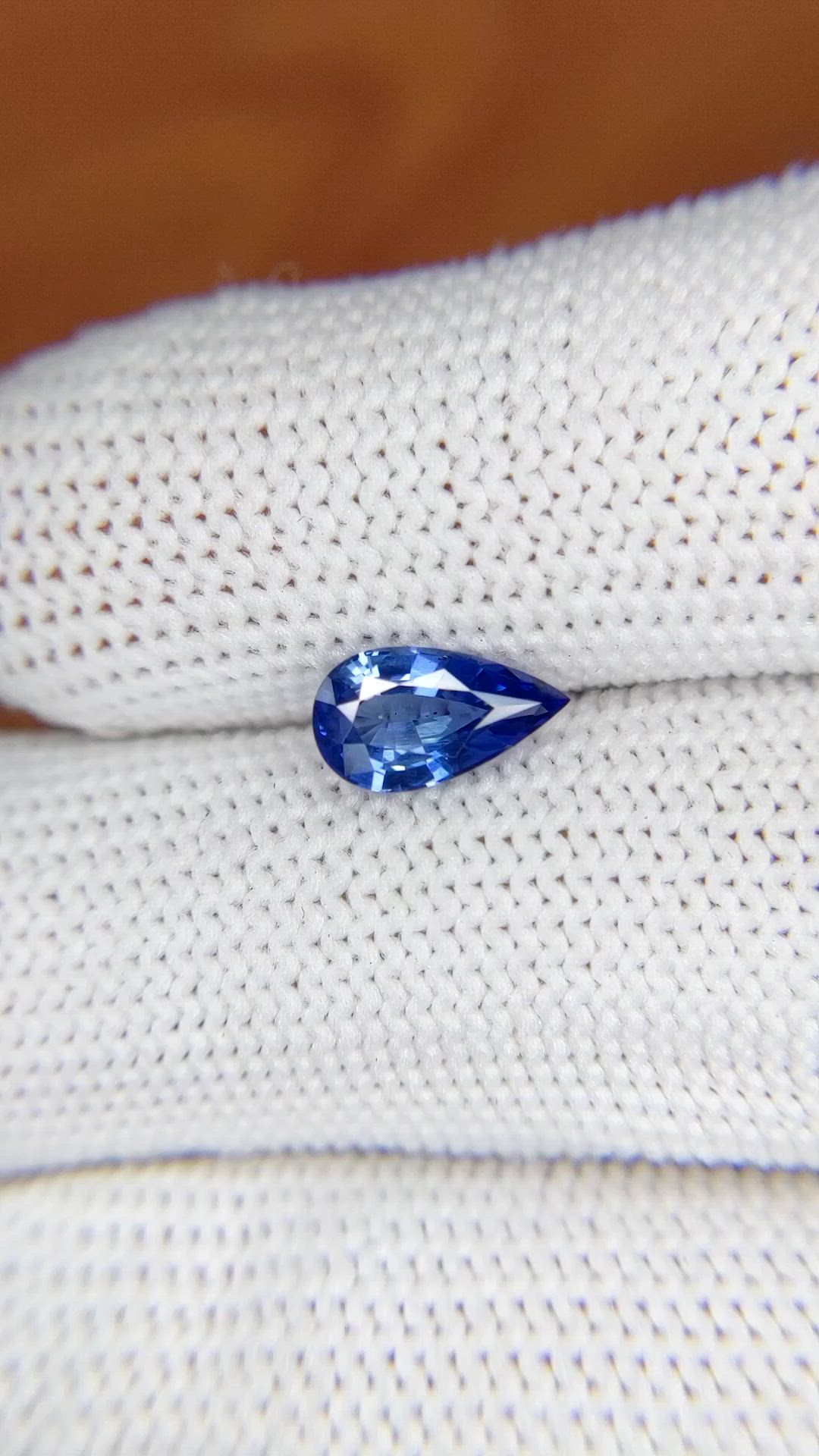 1.29 Ct. Blue Sapphire from Ceylon (Sri Lanka) Size Video