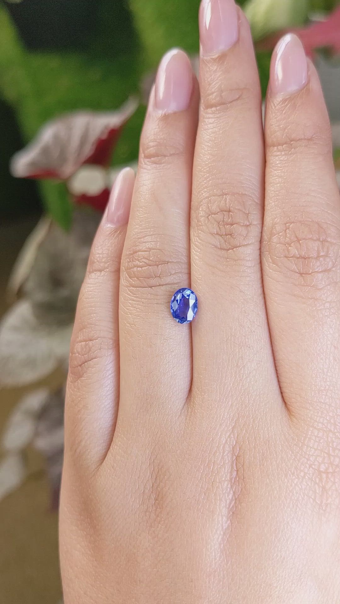 1.05 Ct. Blue Sapphire from Ceylon (Sri Lanka) Size Video