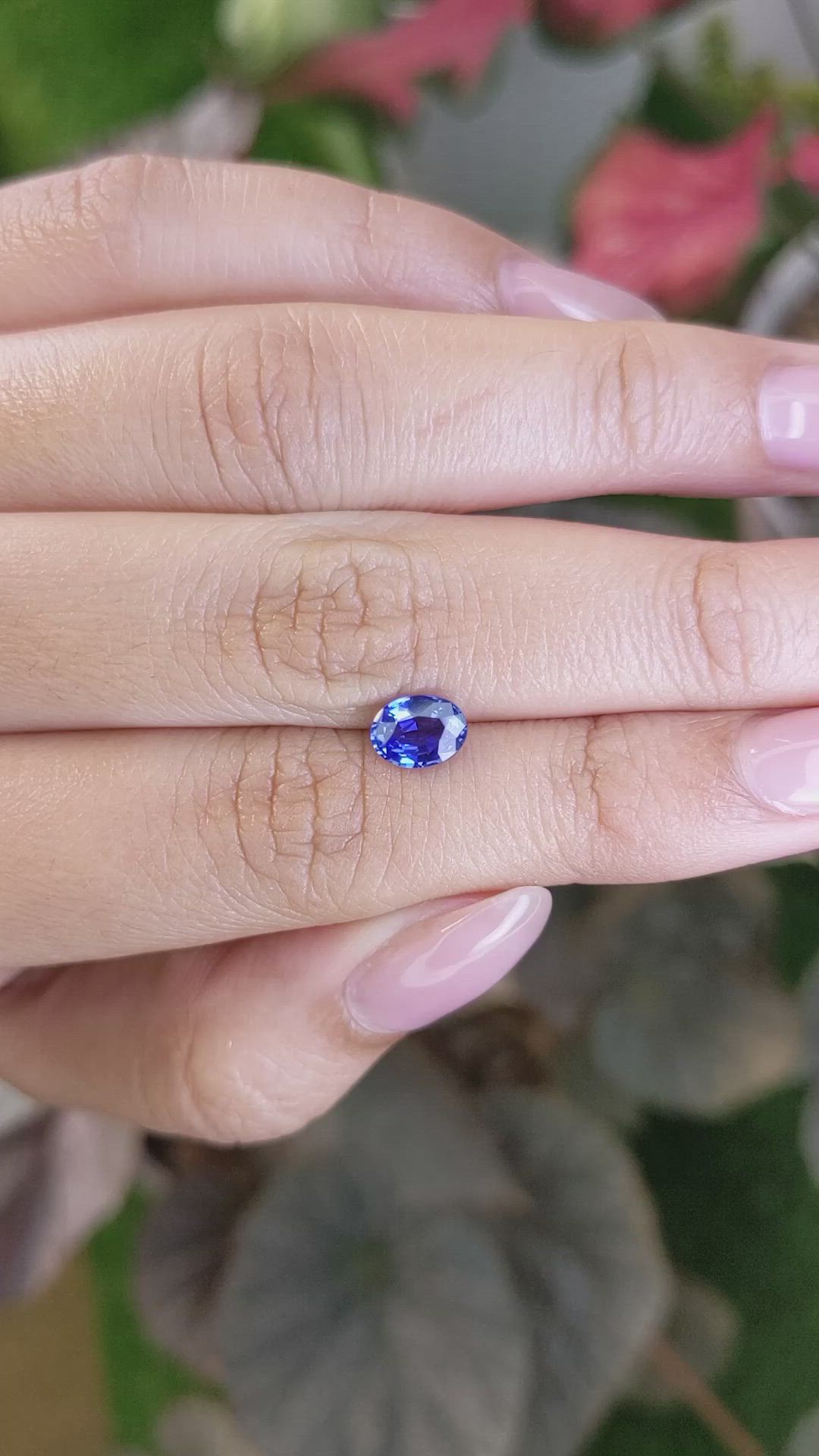 1.05 Ct. Blue Sapphire from Ceylon (Sri Lanka) Size Video