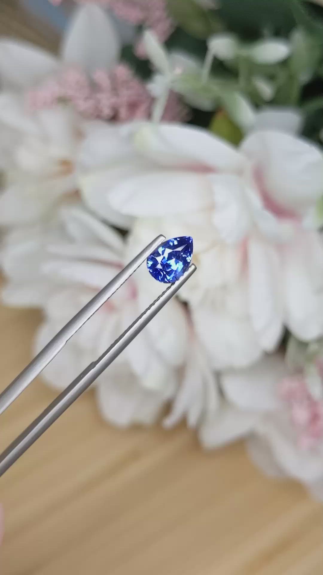 1.52 Ct. Blue Sapphire from Ceylon (Sri Lanka) Size Video