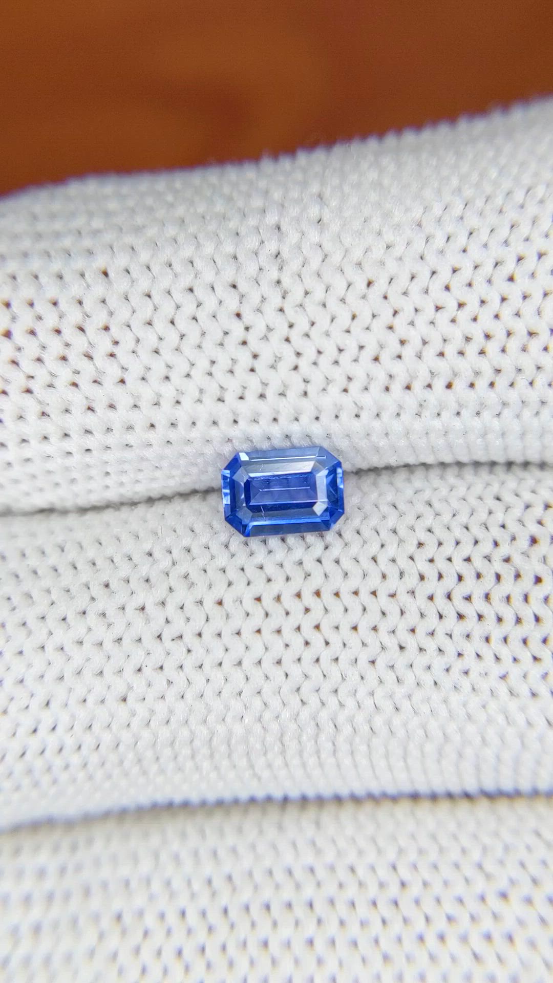 0.74 Ct. Blue Sapphire from Ceylon (Sri Lanka) Size Video