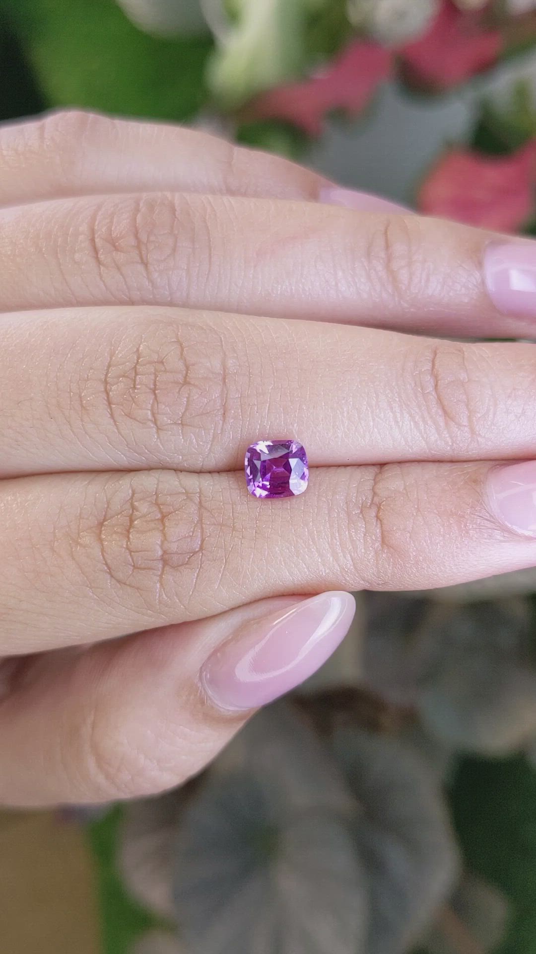 1.09 Ct. Pinkish Purple Sapphire from Ceylon (Sri Lanka) Size Video
