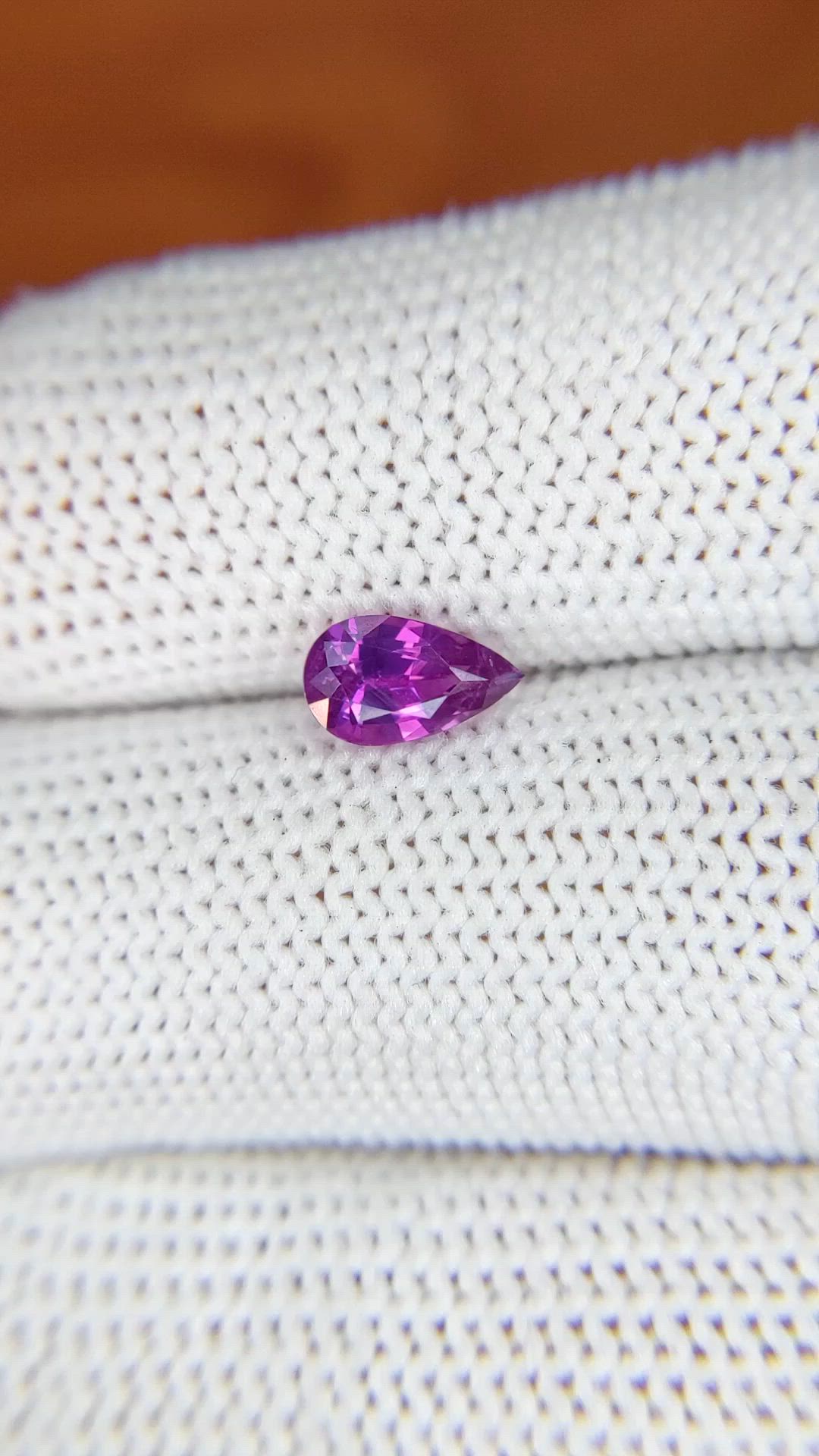1.06 Ct. Pinkish Purple Sapphire from Ceylon (Sri Lanka) Size Video