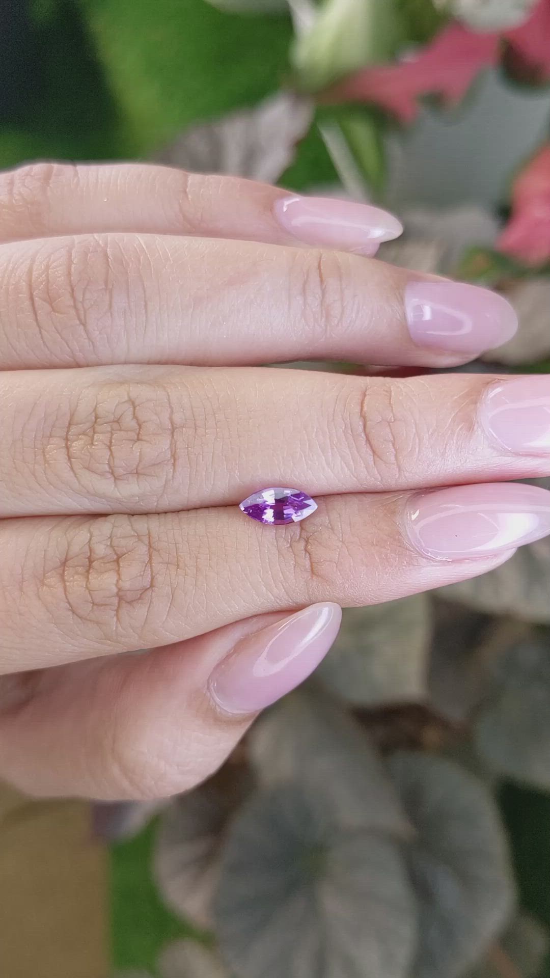 0.90 Ct. Pinkish Purple Sapphire from Ceylon (Sri Lanka) Size Video