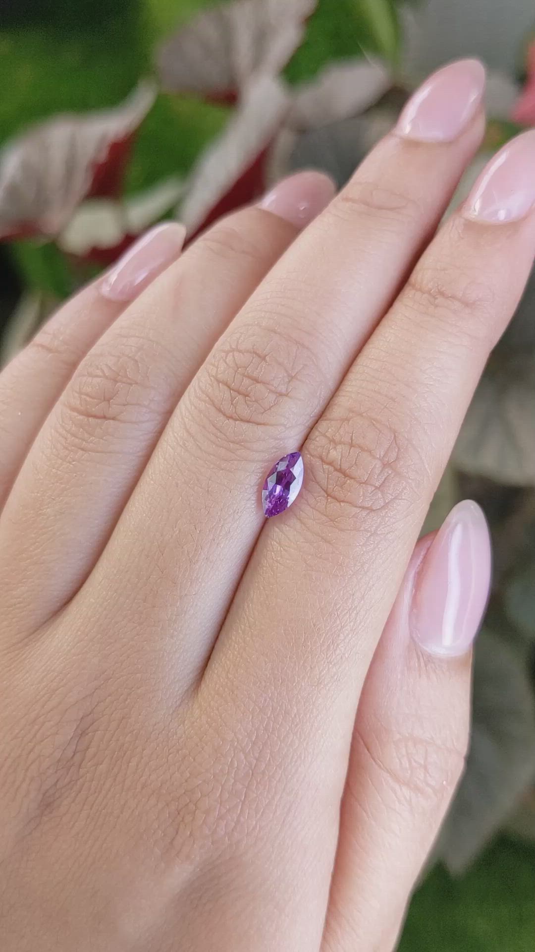 0.90 Ct. Pinkish Purple Sapphire from Ceylon (Sri Lanka) Size Video