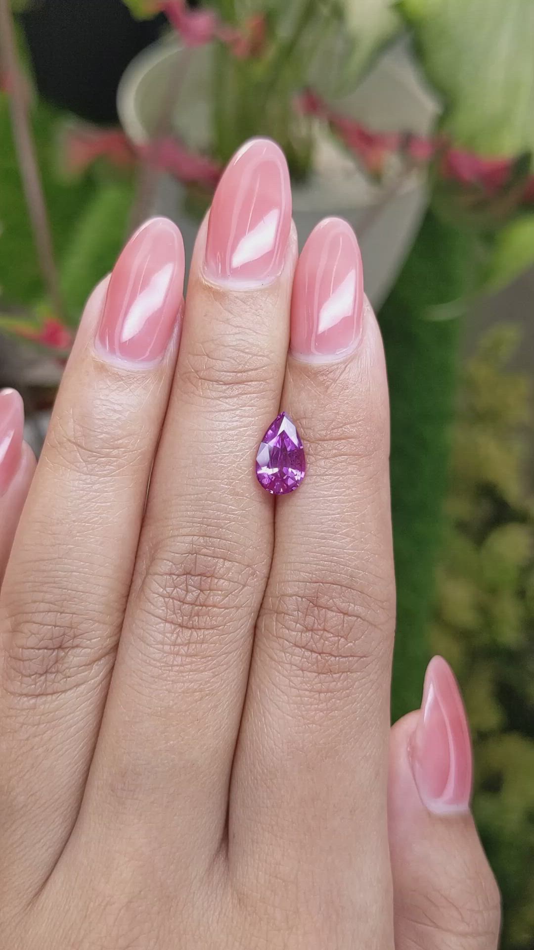 1.65 Ct. Pinkish Purple Sapphire from Ceylon (Sri Lanka) Size Video
