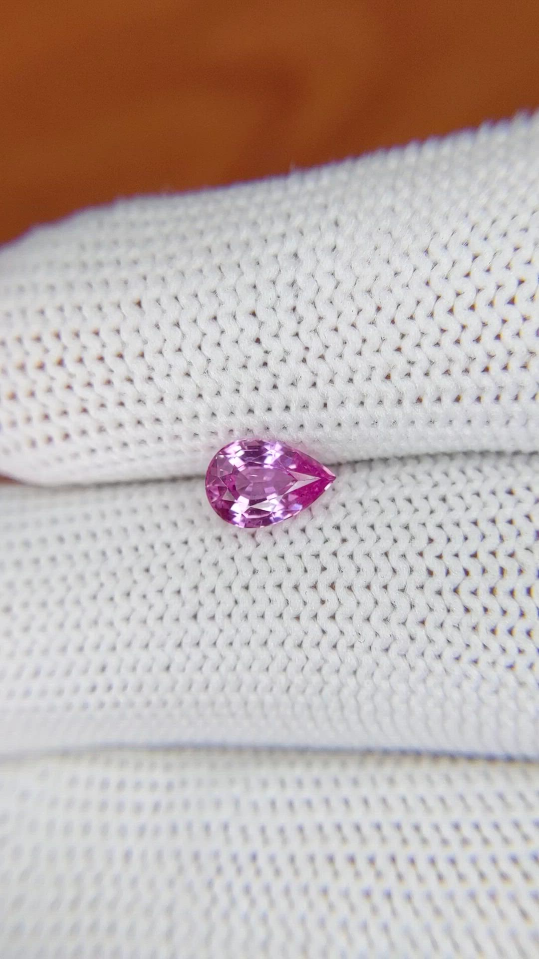 0.95 Ct. Pink Sapphire from Ceylon (Sri Lanka) Size Video