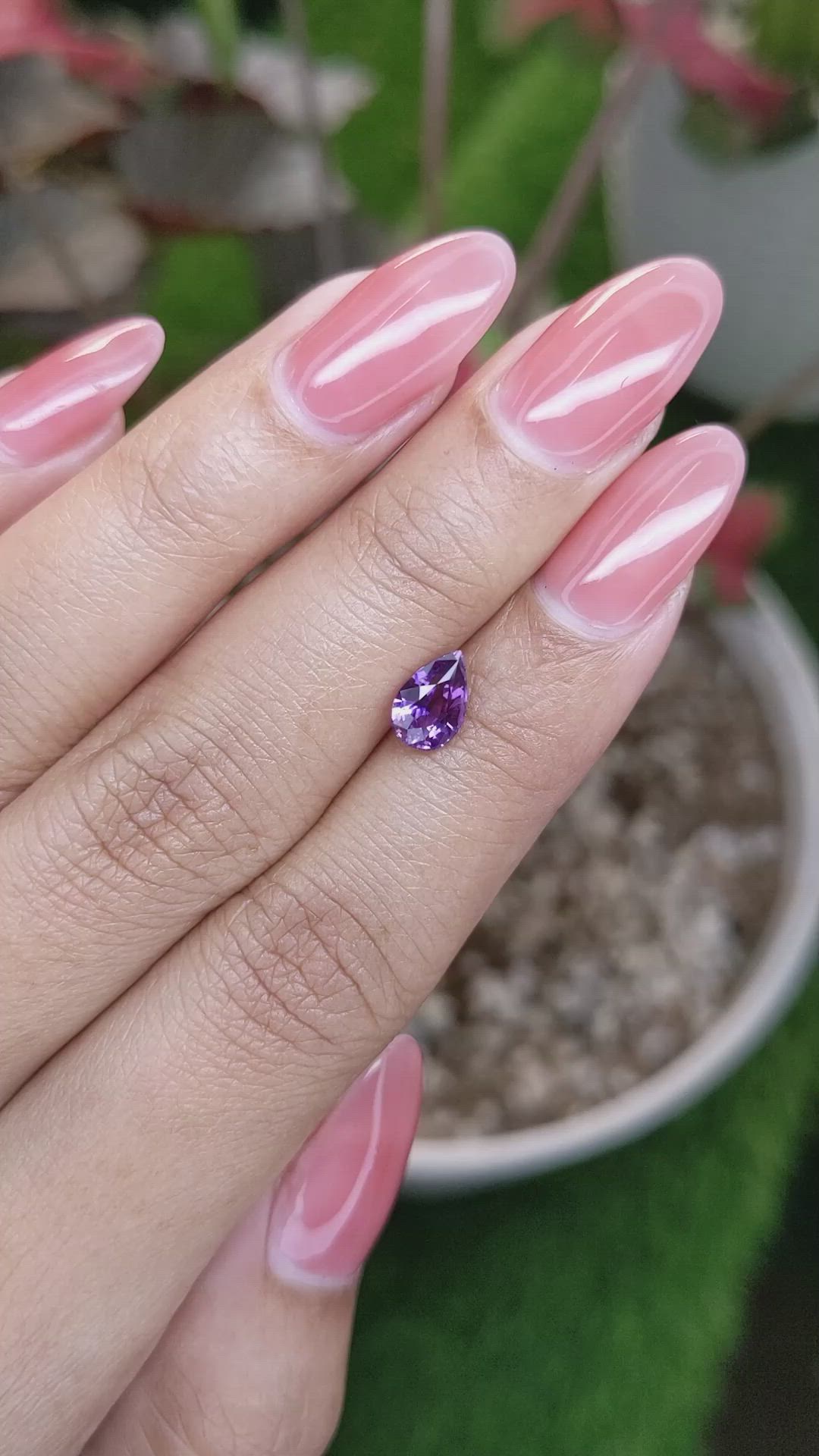 1.14 Ct. Pinkish Purple Sapphire from Ceylon (Sri Lanka) Size Video
