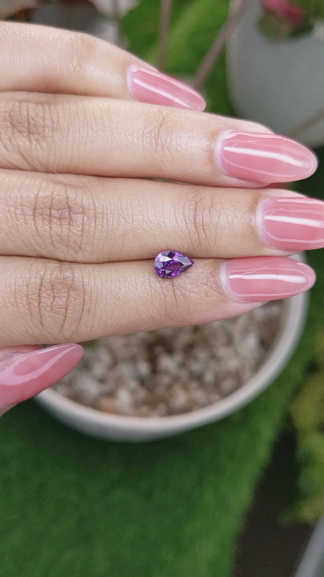 1.14 Ct. Pinkish Purple Sapphire from Ceylon (Sri Lanka) Size Video