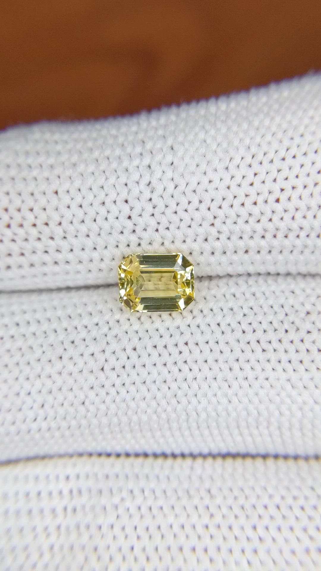 1.50 Ct. Yellow Sapphire from Ceylon (Sri Lanka) Size Video