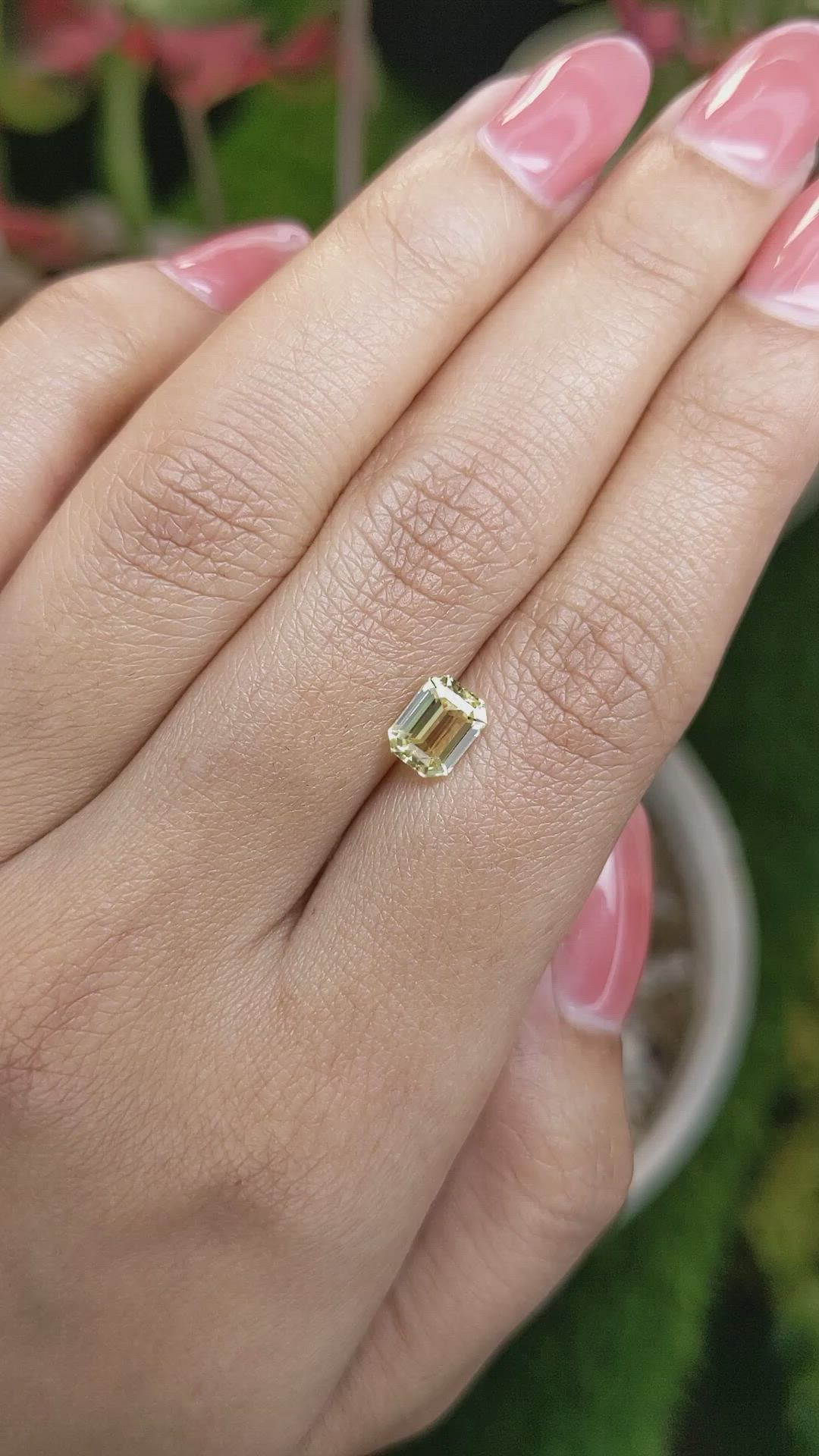 1.50 Ct. Yellow Sapphire from Ceylon (Sri Lanka) Size Video
