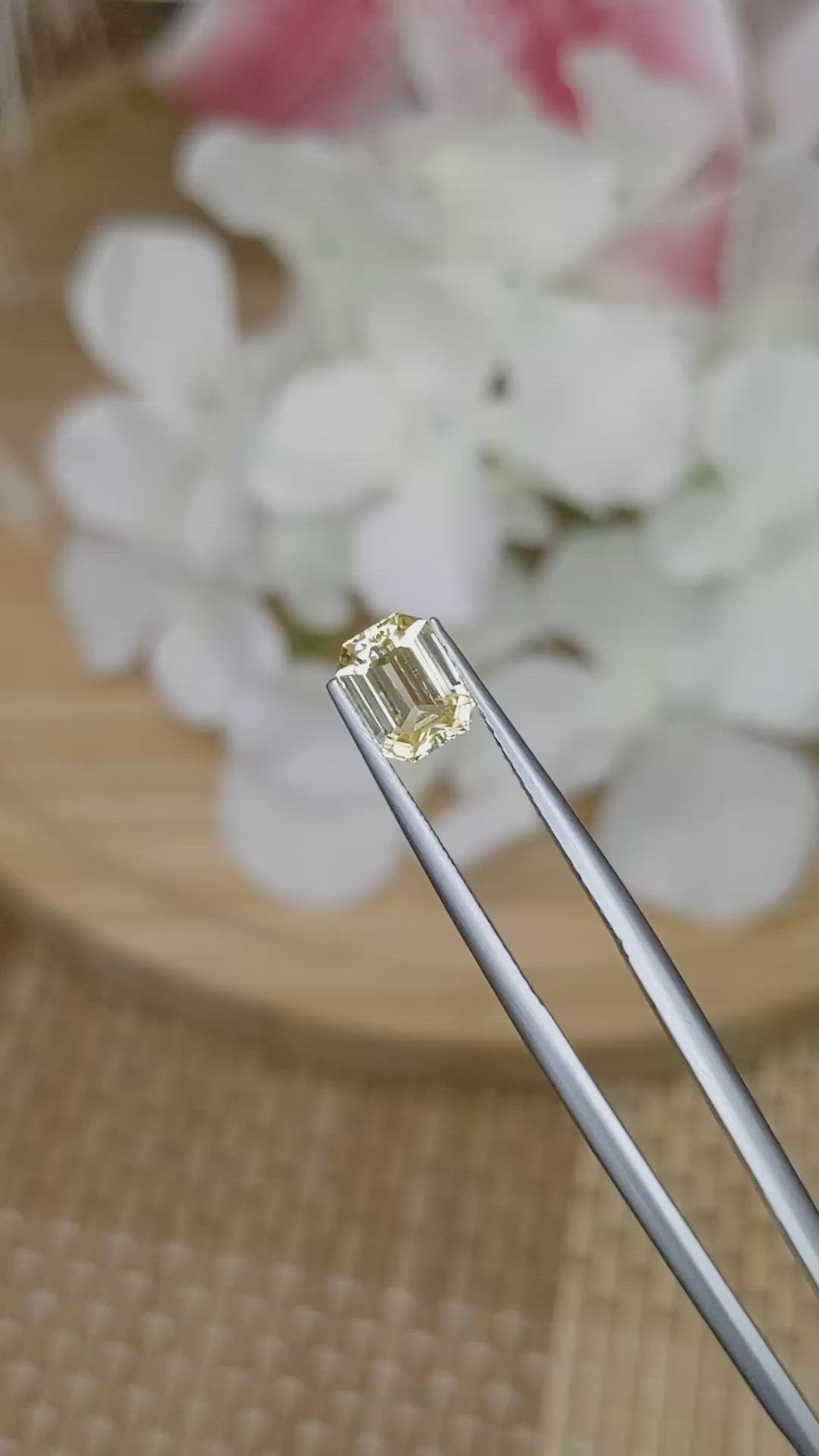 1.50 Ct. Yellow Sapphire from Ceylon (Sri Lanka) Size Video
