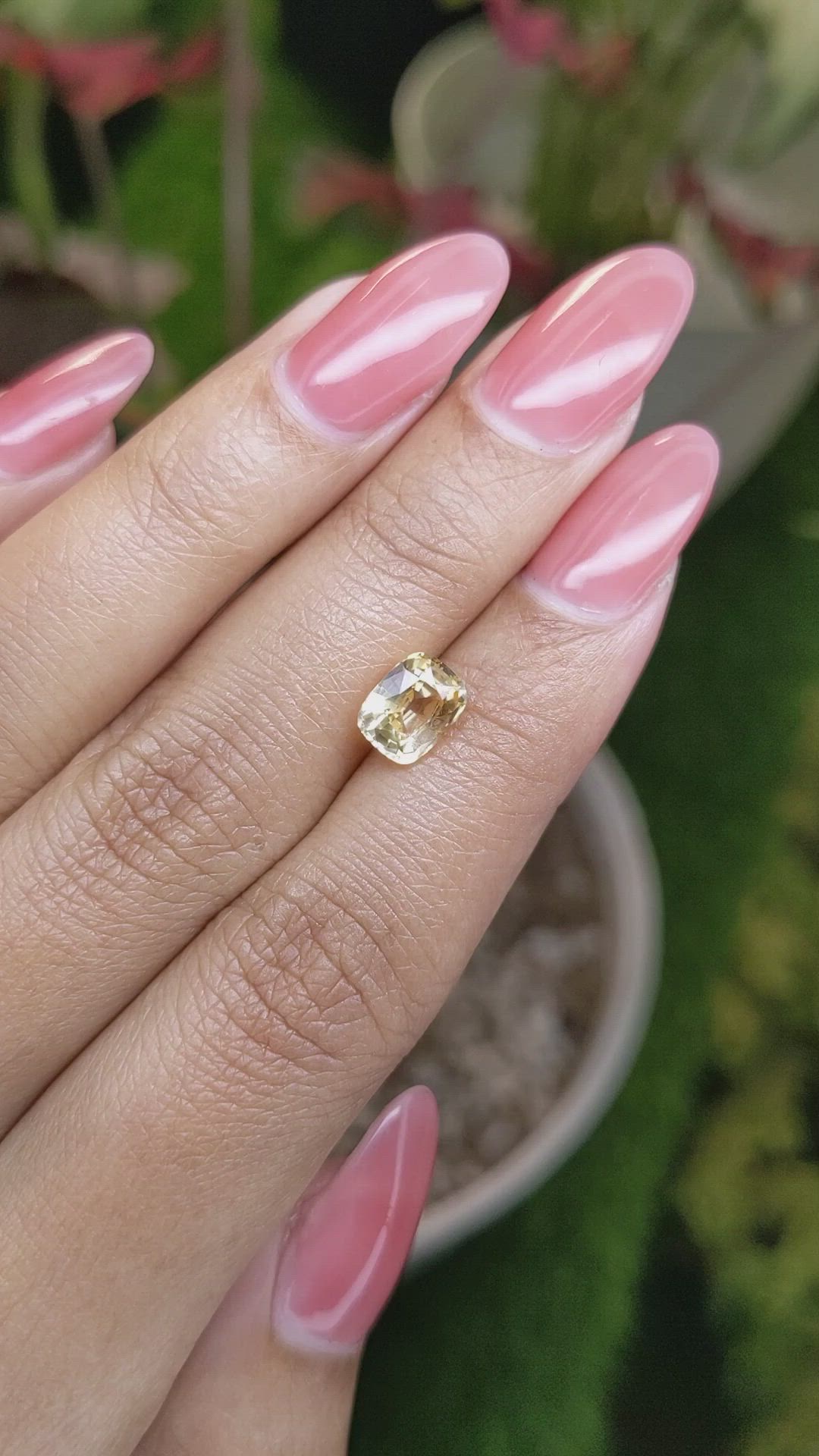 1.83 Ct. Yellow Sapphire from Ceylon (Sri Lanka) Size Video