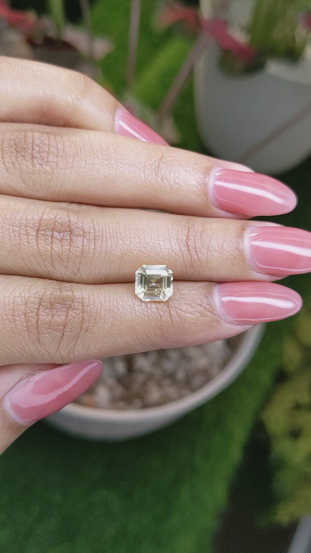2.06 Ct. Yellow Sapphire from Ceylon (Sri Lanka) Size Video