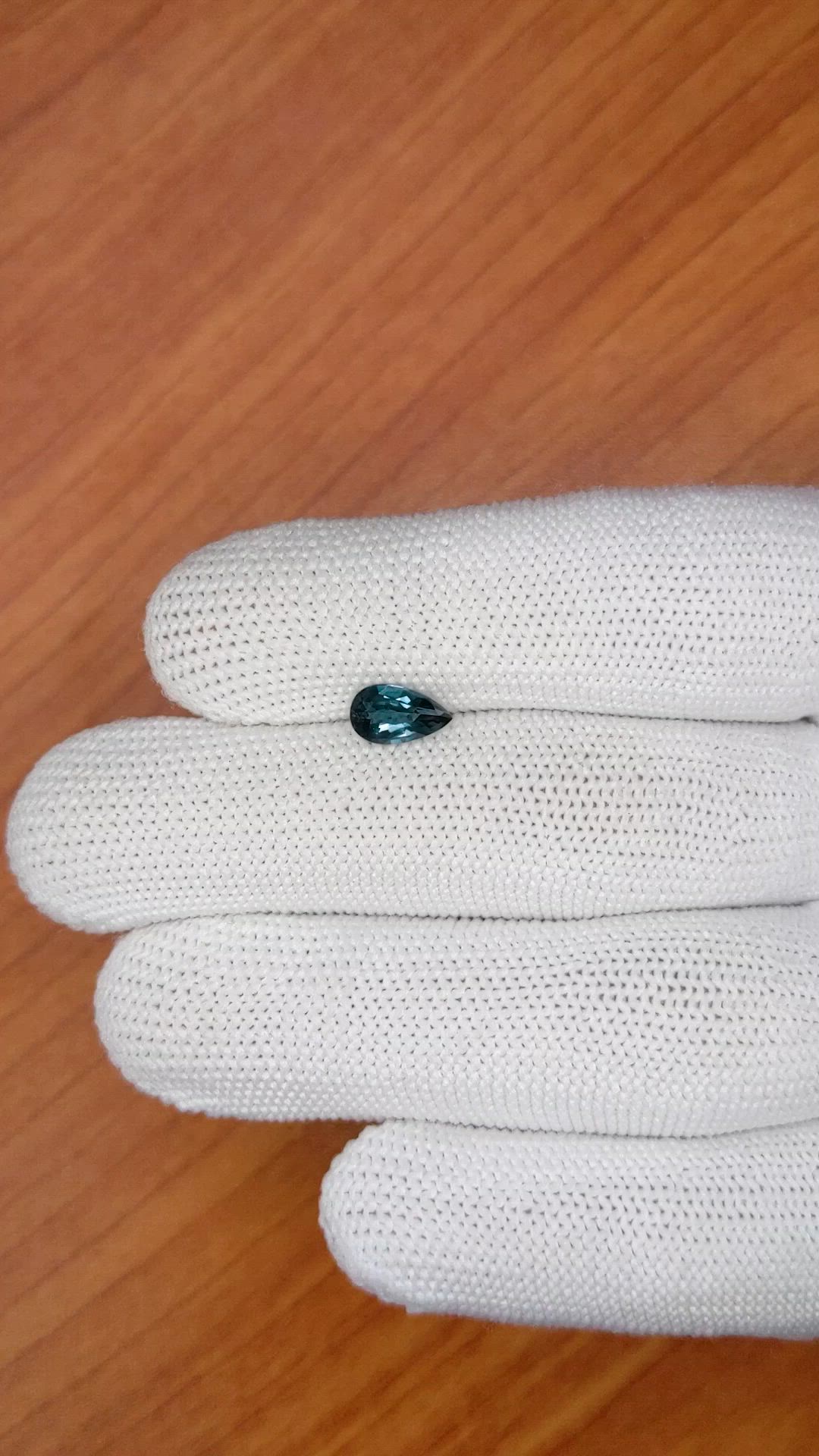 0.99 Ct. Greenish Blue Sapphire from Ceylon (Sri Lanka) Size Video