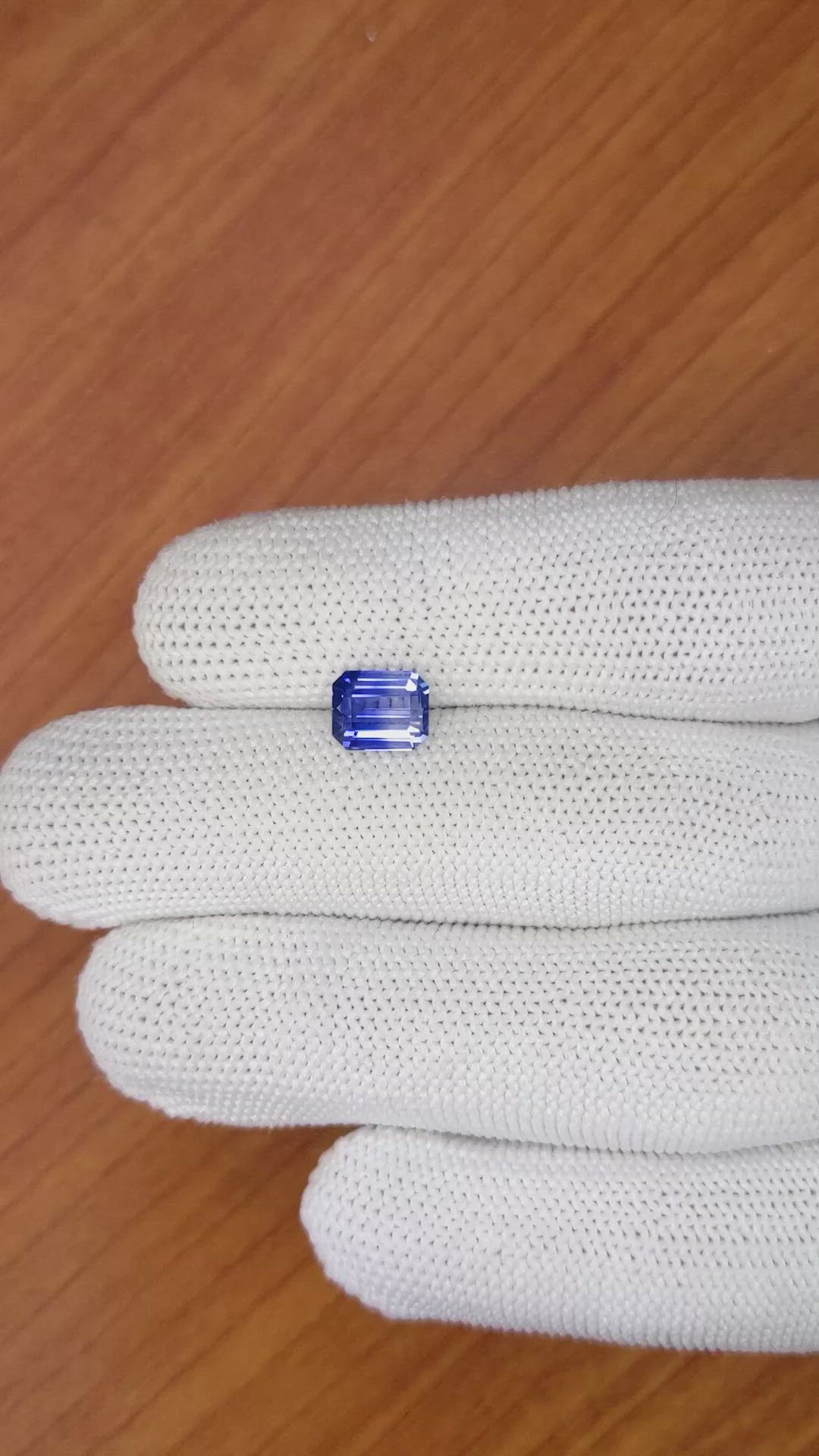 2.15 Ct. Blue Sapphire from Ceylon (Sri Lanka) Size Video