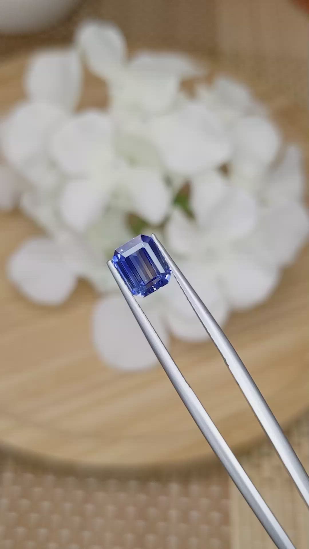 2.15 Ct. Blue Sapphire from Ceylon (Sri Lanka) Size Video