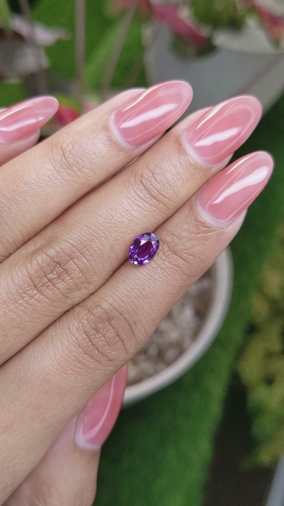 1.21 Ct. Pinkish Purple Sapphire from Ceylon (Sri Lanka) Size Video