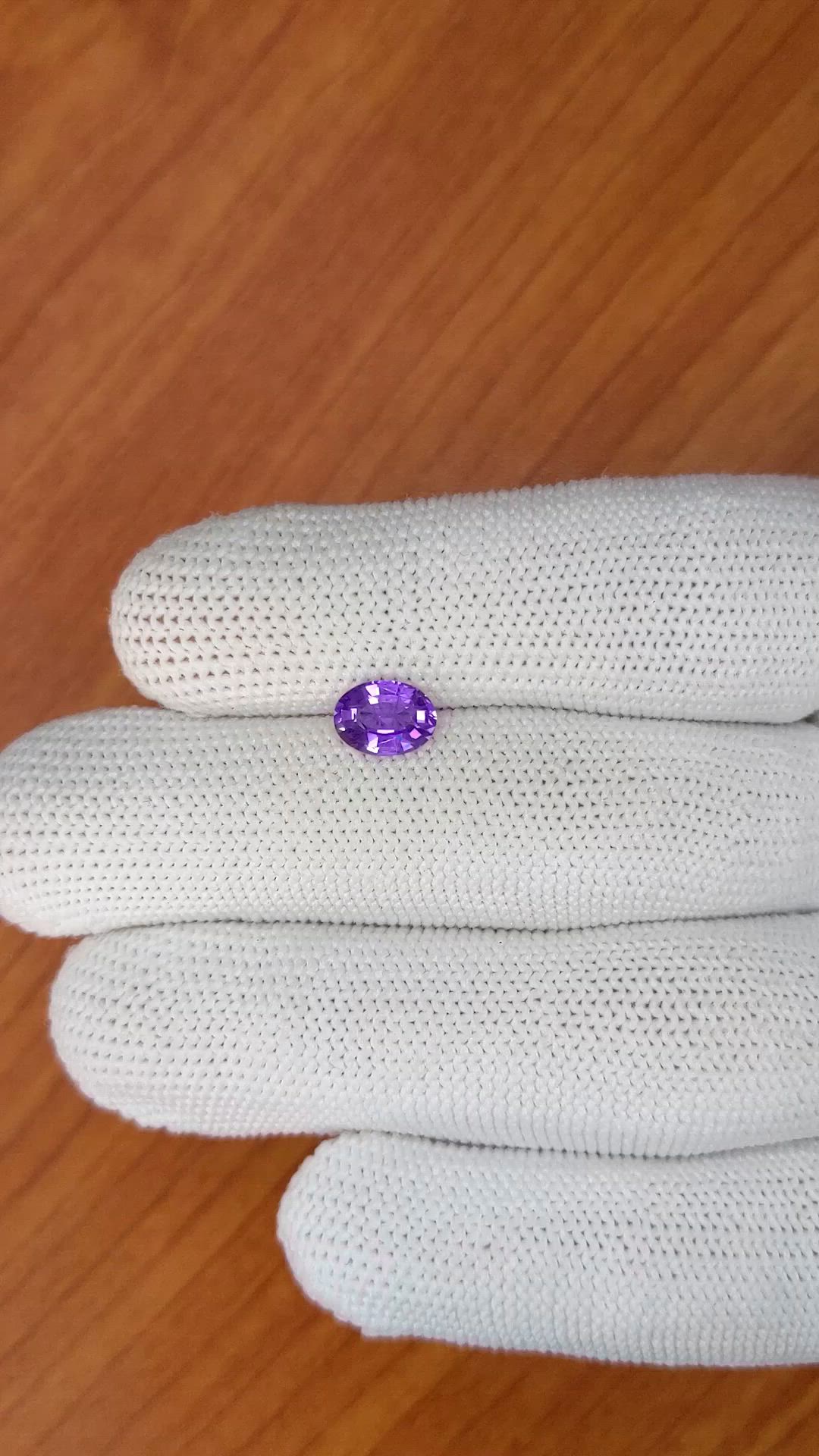 1.29 Ct. Pinkish Purple Sapphire from Ceylon (Sri Lanka) Size Video