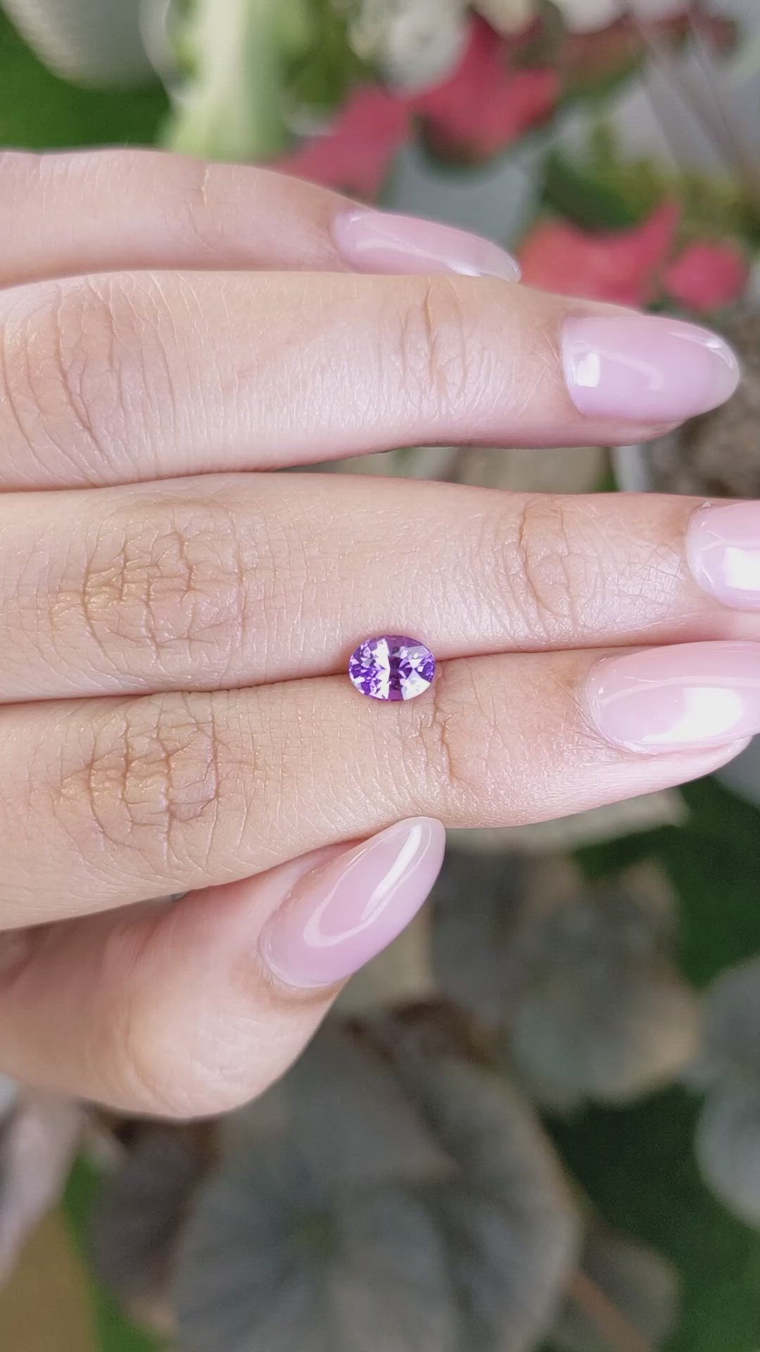 0.94 Ct. Pinkish Purple Sapphire from Ceylon (Sri Lanka) Size Video