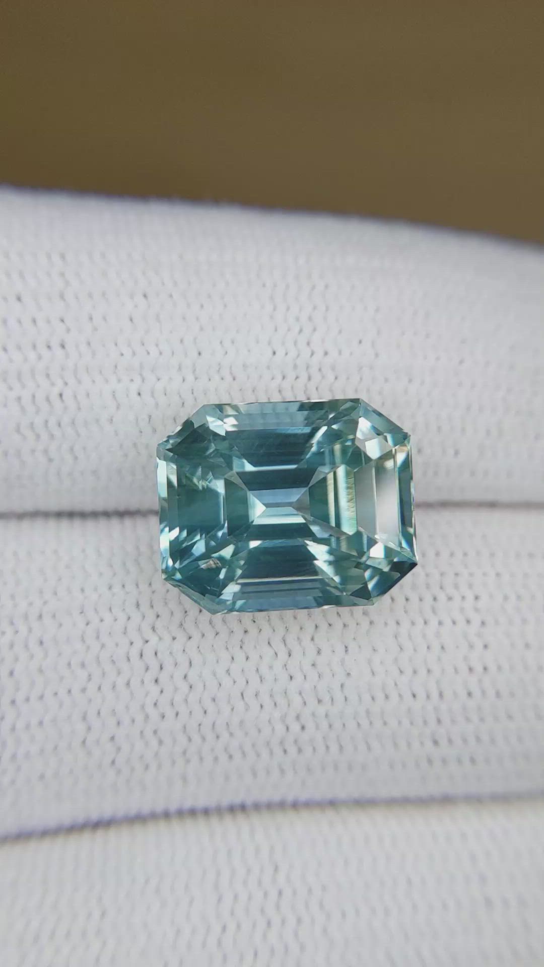 11.02 Ct. Greenish Blue Sapphire from Ceylon (Sri Lanka) Size Video