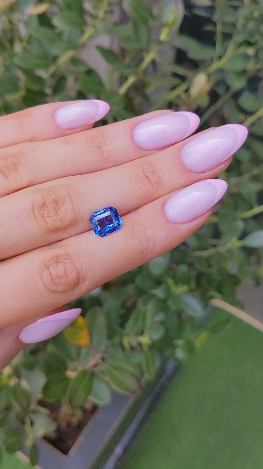 3.11 Ct. Blue Sapphire from Ceylon (Sri Lanka) Size Video