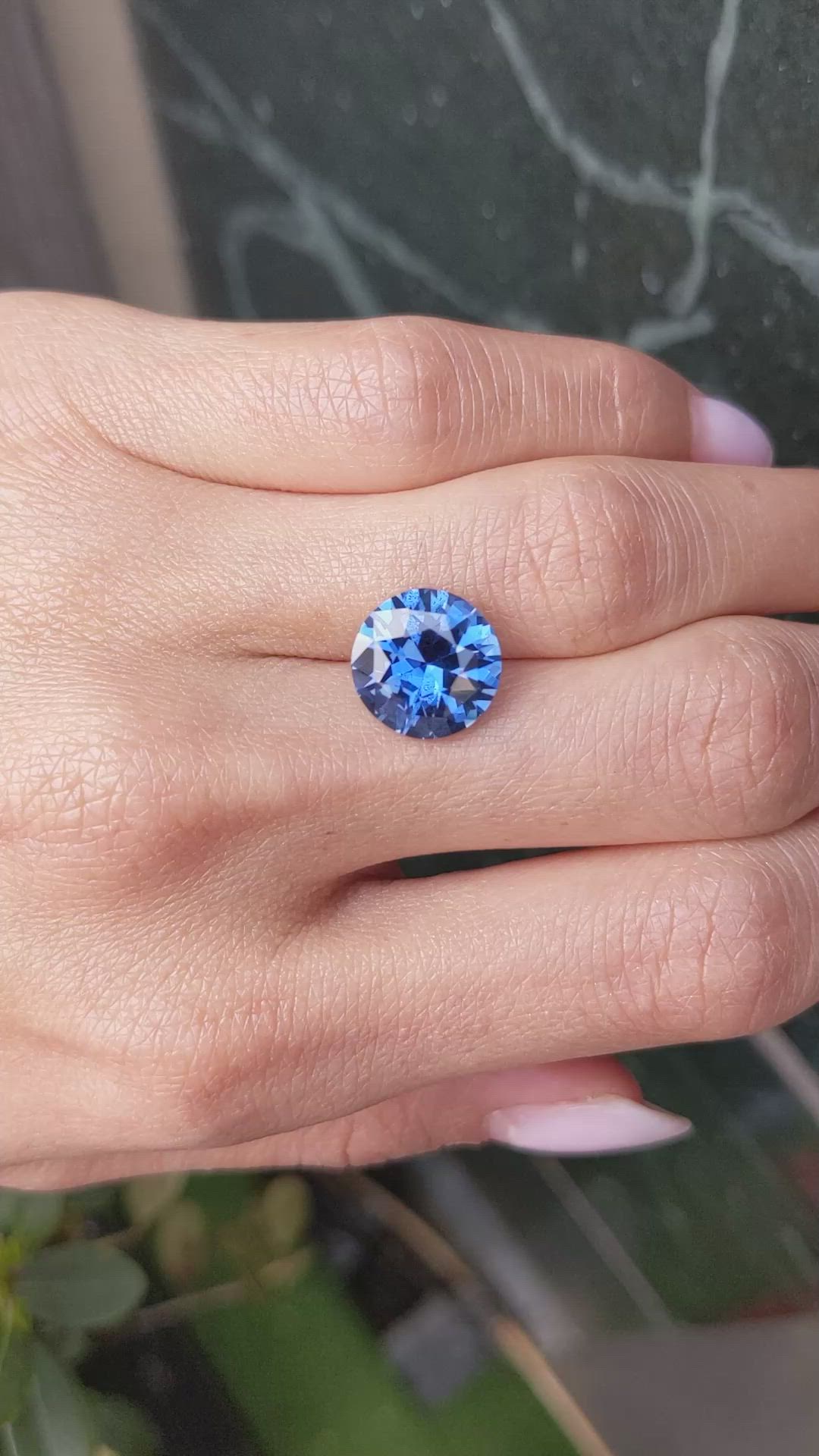 6.15 Ct. Blue Sapphire from Ceylon (Sri Lanka) Size Video