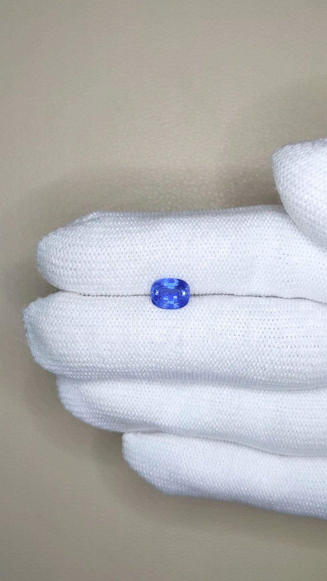1.19 Ct. Blue Sapphire from Ceylon (Sri Lanka) Size Video