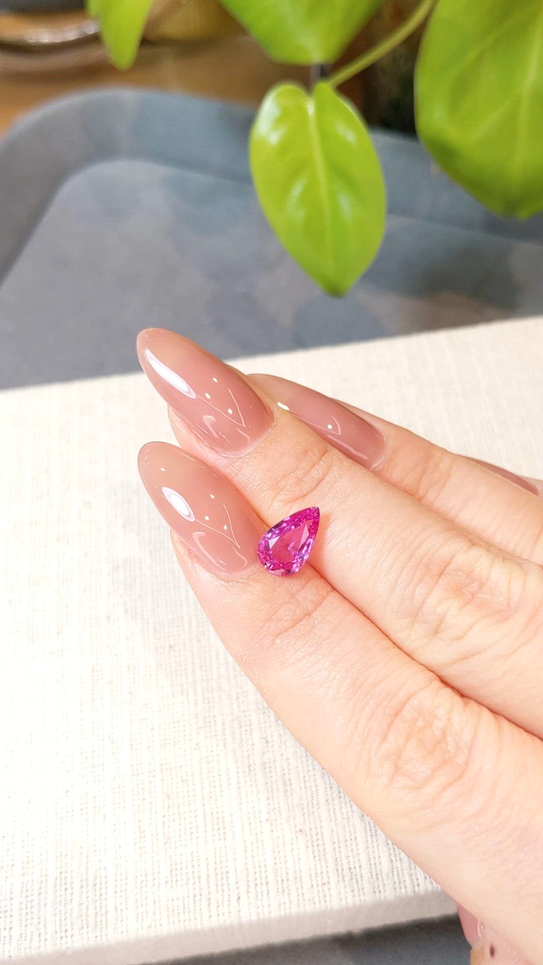 1.86 Ct. Pink Sapphire from Ceylon (Sri Lanka) Size Video