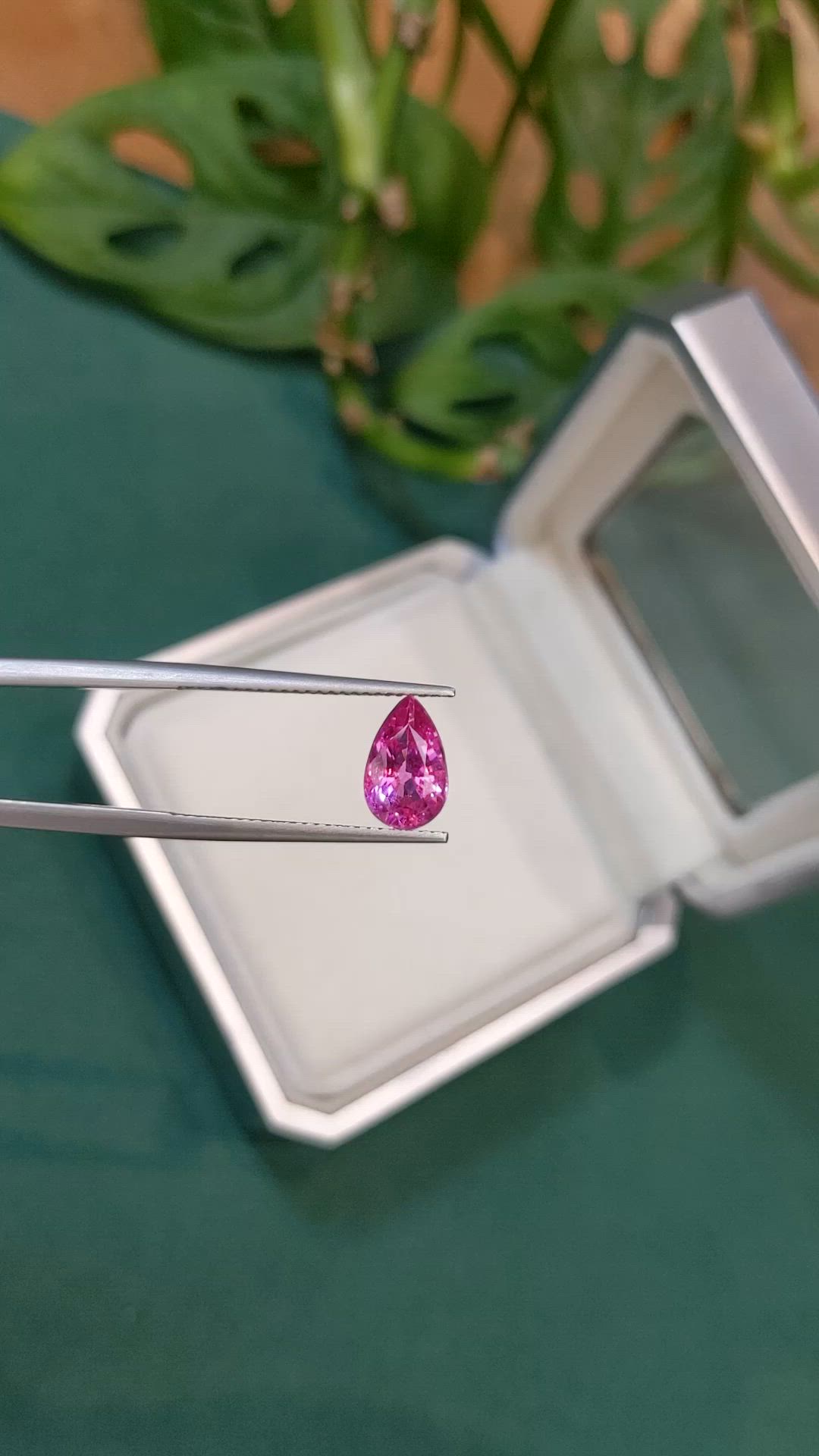 2.51 Ct. Pink Sapphire from Ceylon (Sri Lanka) Size Video