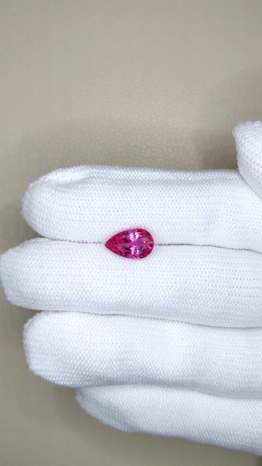 2.51 Ct. Pink Sapphire from Ceylon (Sri Lanka) Size Video