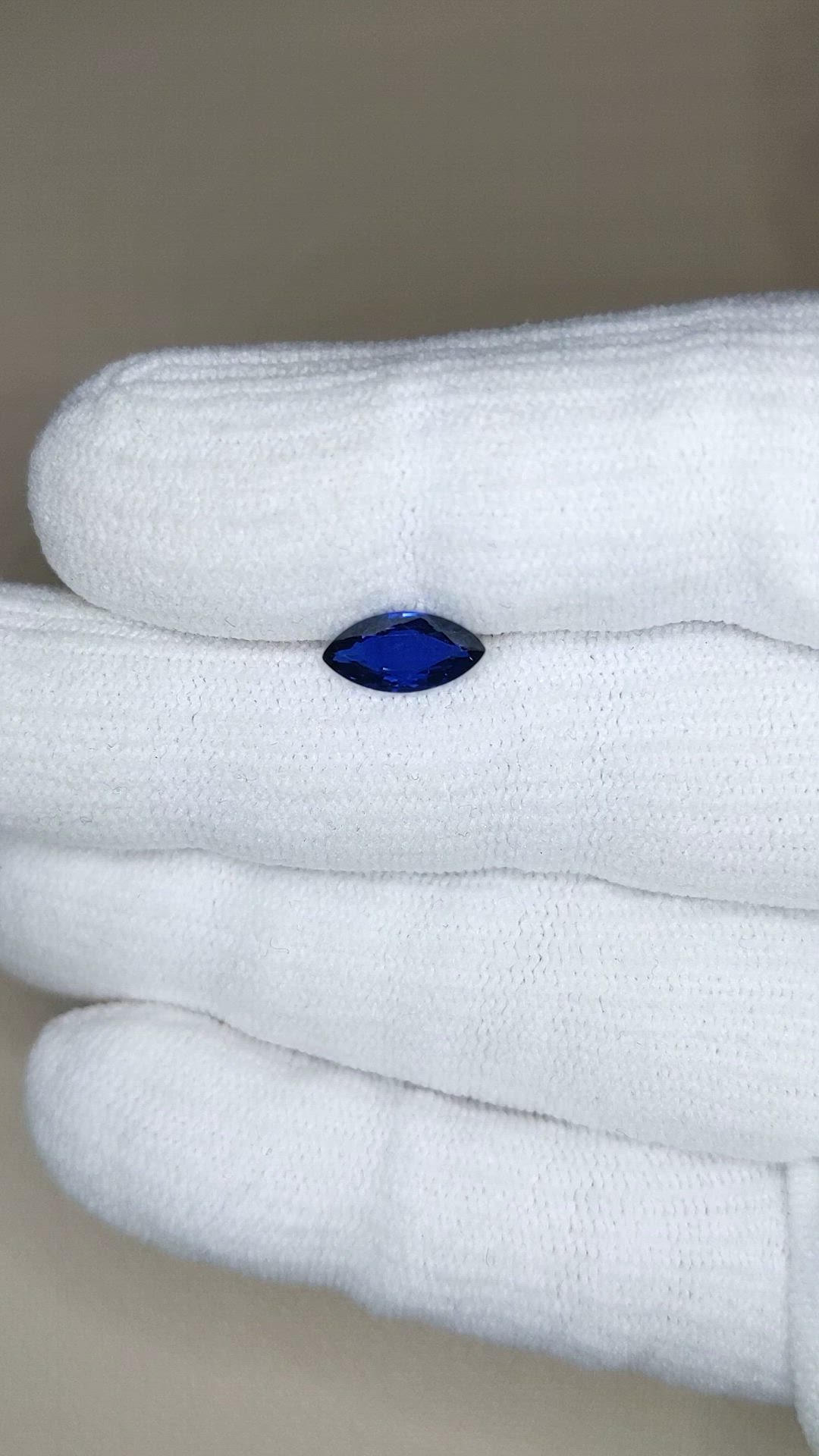 1.16 Ct. Blue Sapphire from Ceylon (Sri Lanka) Size Video
