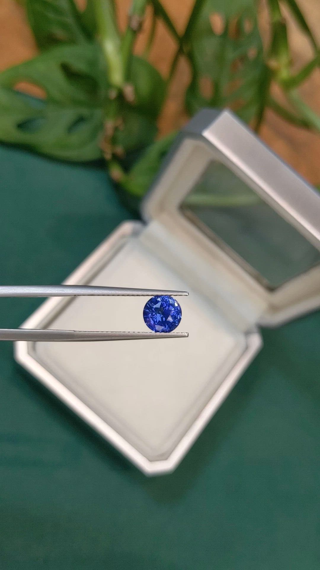 1.90 Ct. Blue Sapphire from Ceylon (Sri Lanka) Size Video