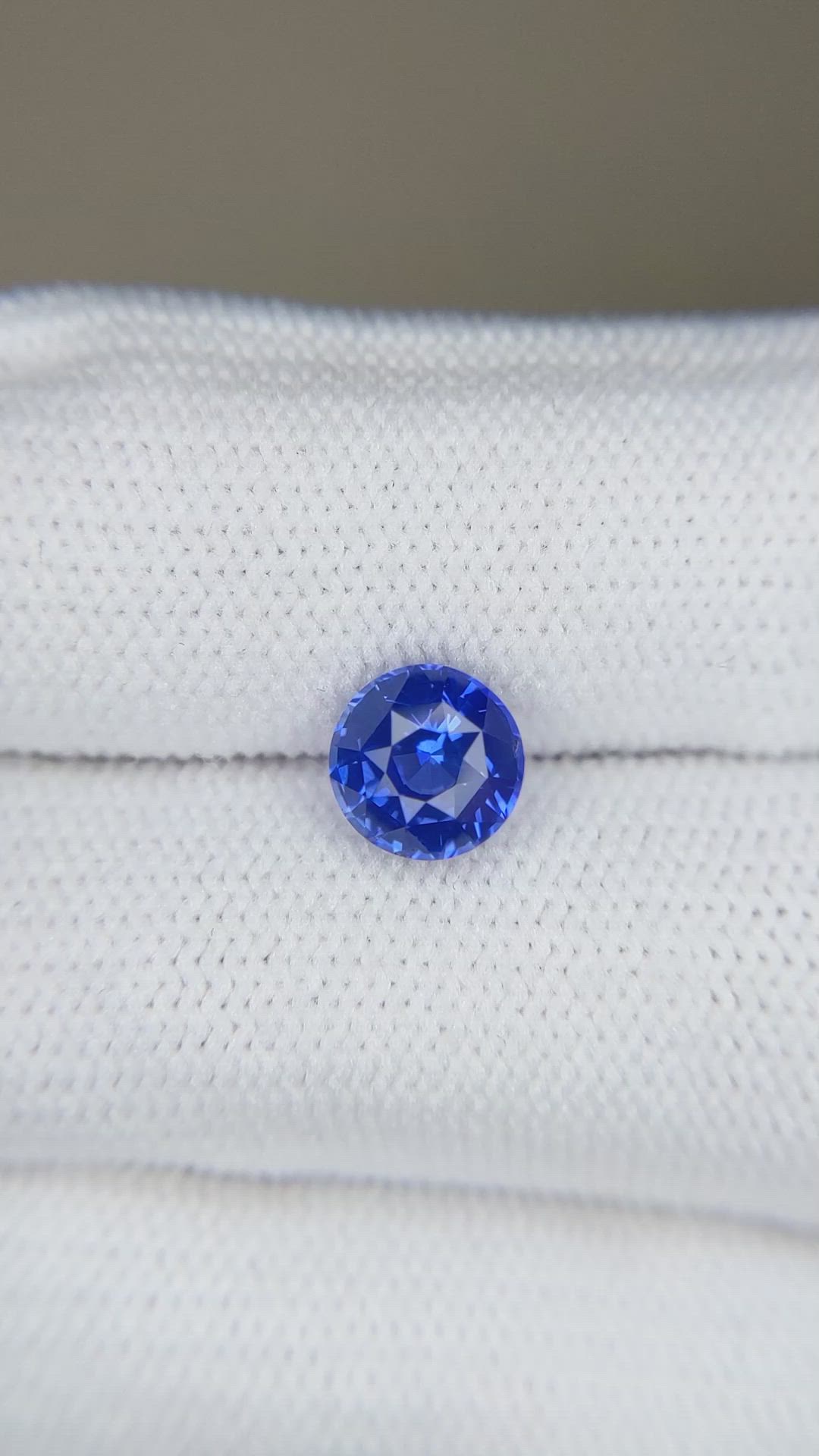 1.90 Ct. Blue Sapphire from Ceylon (Sri Lanka) Size Video