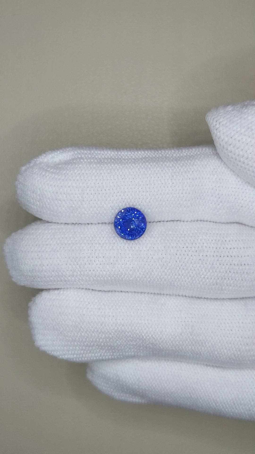1.90 Ct. Blue Sapphire from Ceylon (Sri Lanka) Size Video