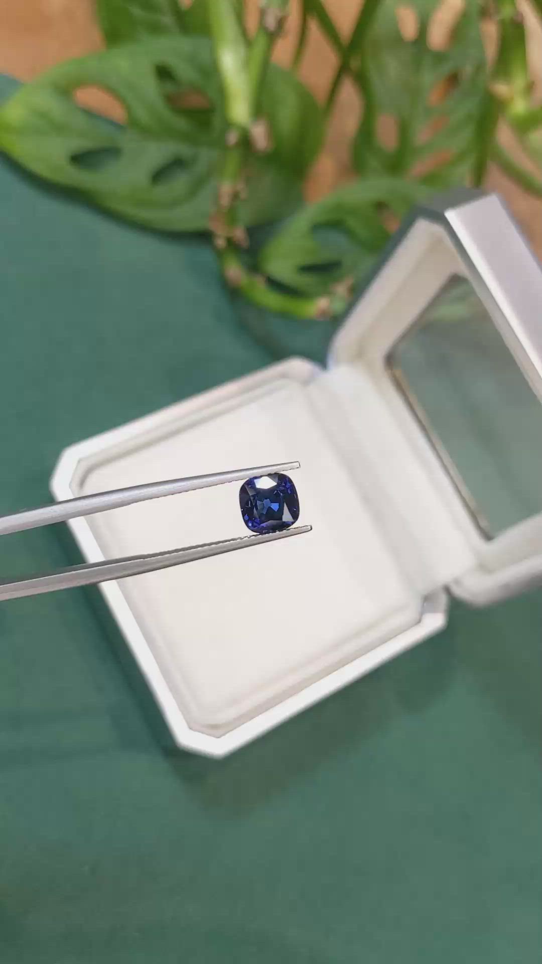 2.13 Ct. Blue Sapphire from Ceylon (Sri Lanka) Size Video
