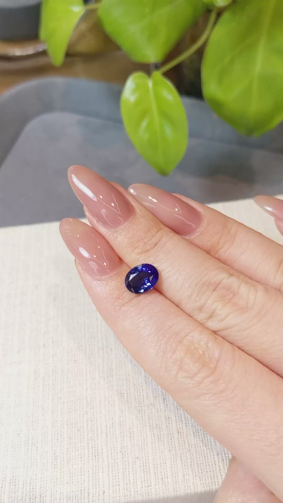 2.22 Ct. Purplish Blue Sapphire from Ceylon (Sri Lanka) Size Video