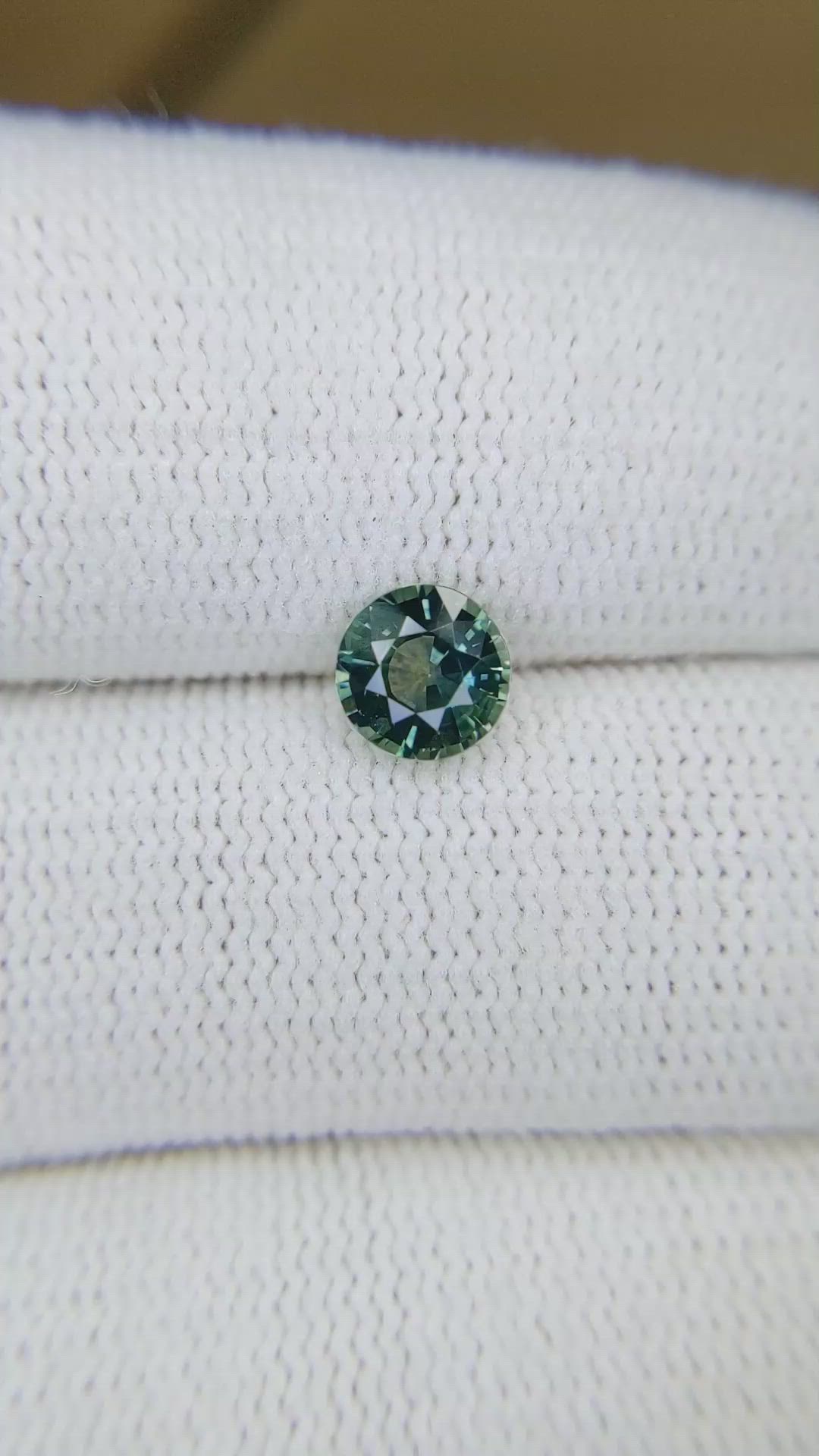 1.02 Ct. Bluish Green Sapphire from Montana Size Video