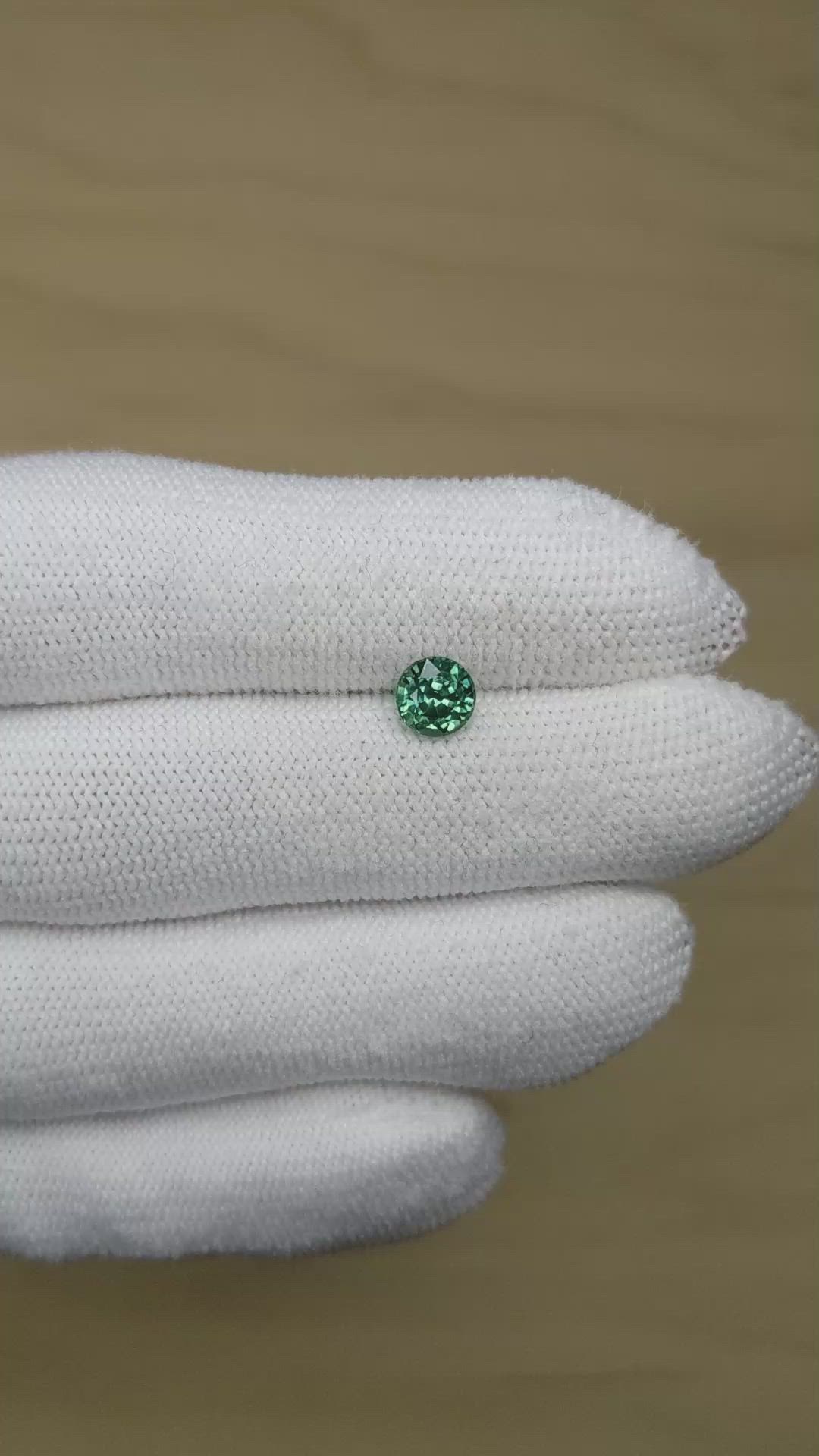 1.31 Ct. Bluish Green Sapphire from Montana Size Video