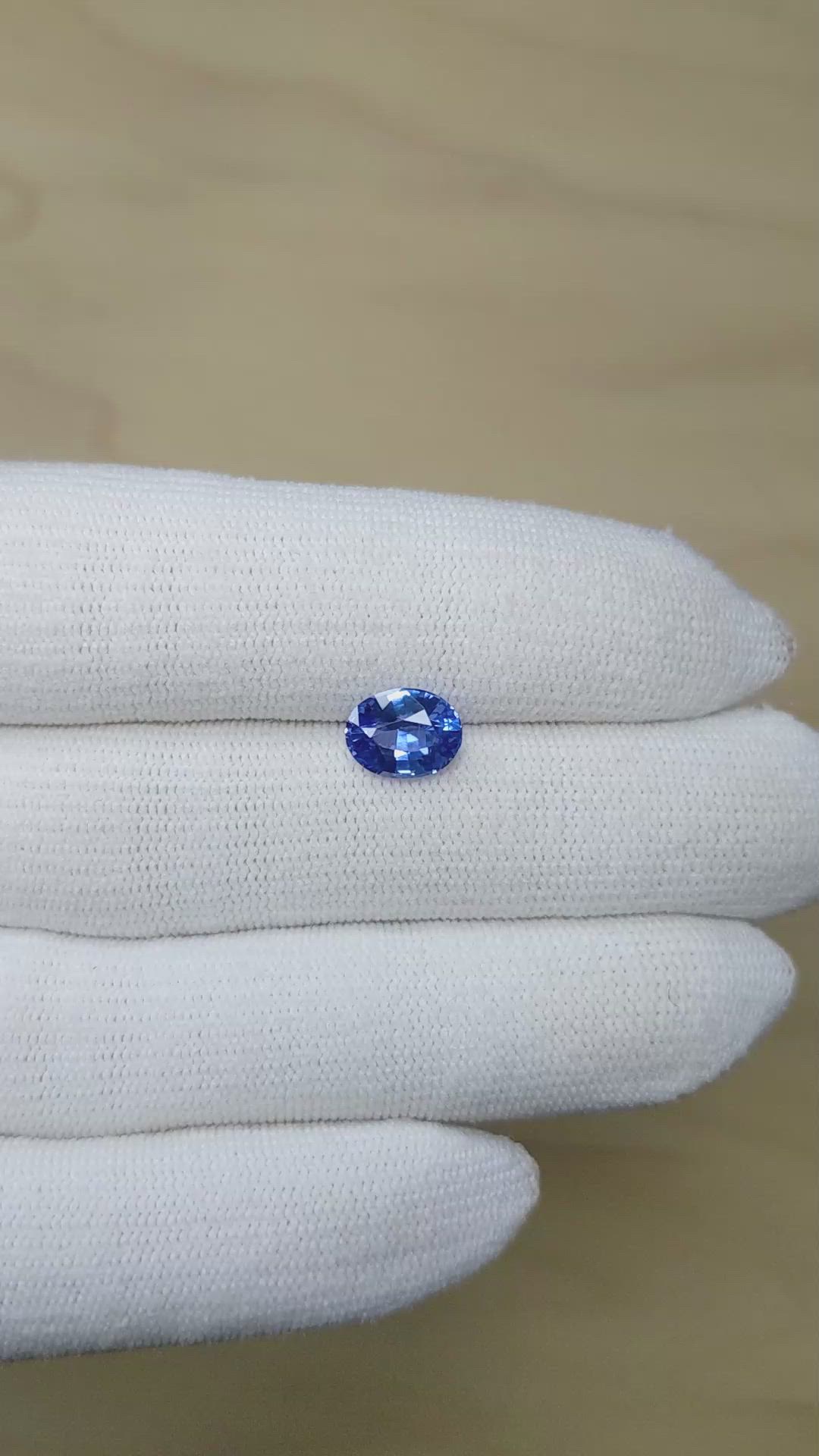 2.37 Ct. Blue Sapphire from Ceylon (Sri Lanka) Size Video