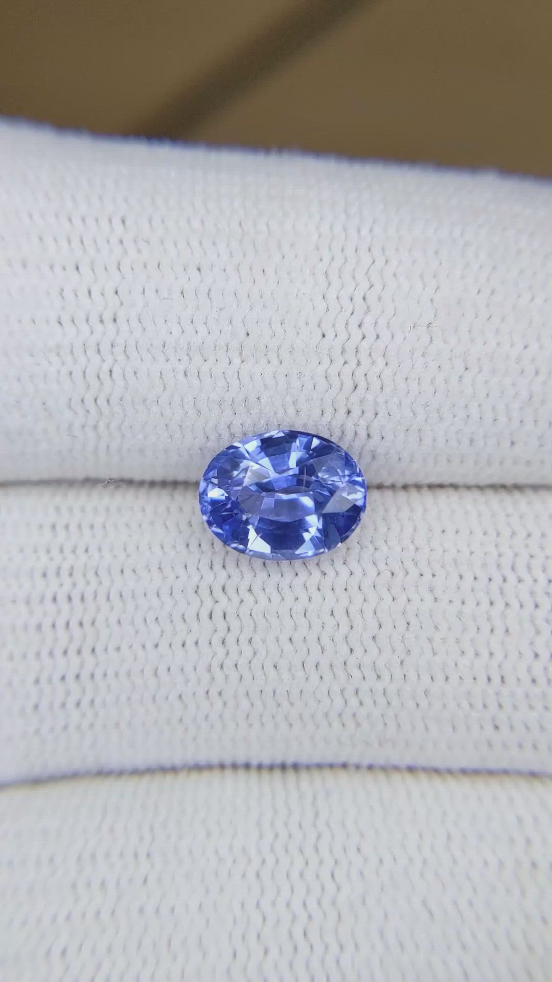 2.37 Ct. Blue Sapphire from Ceylon (Sri Lanka) Size Video
