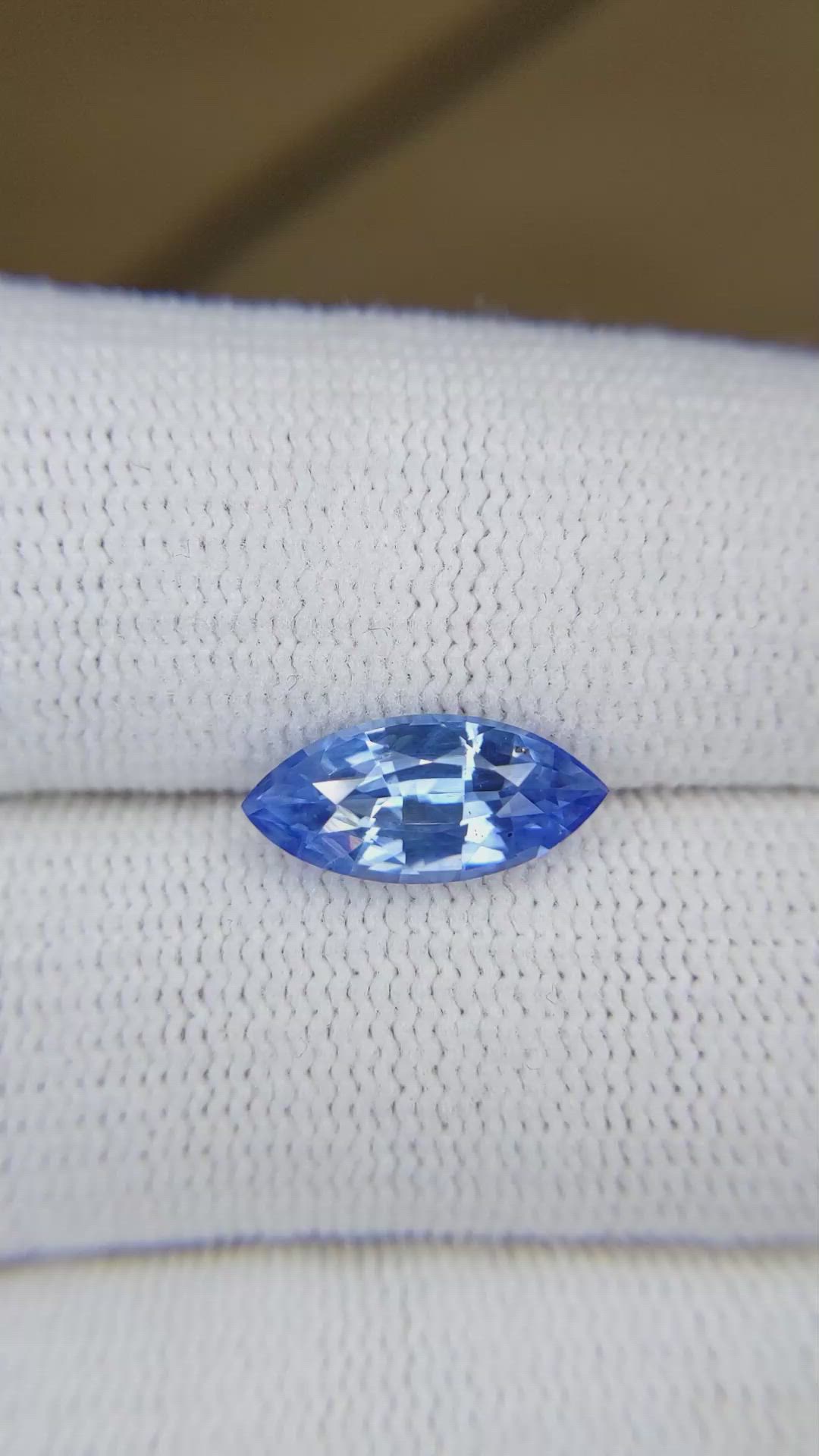 2.72 Ct. Blue Sapphire from Ceylon (Sri Lanka) Size Video