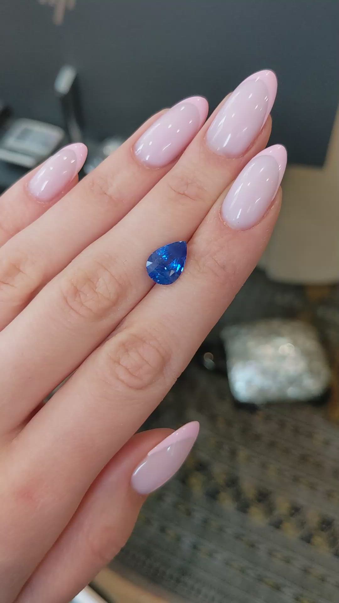 3.84 Ct. Blue Sapphire from Ceylon (Sri Lanka) Size Video
