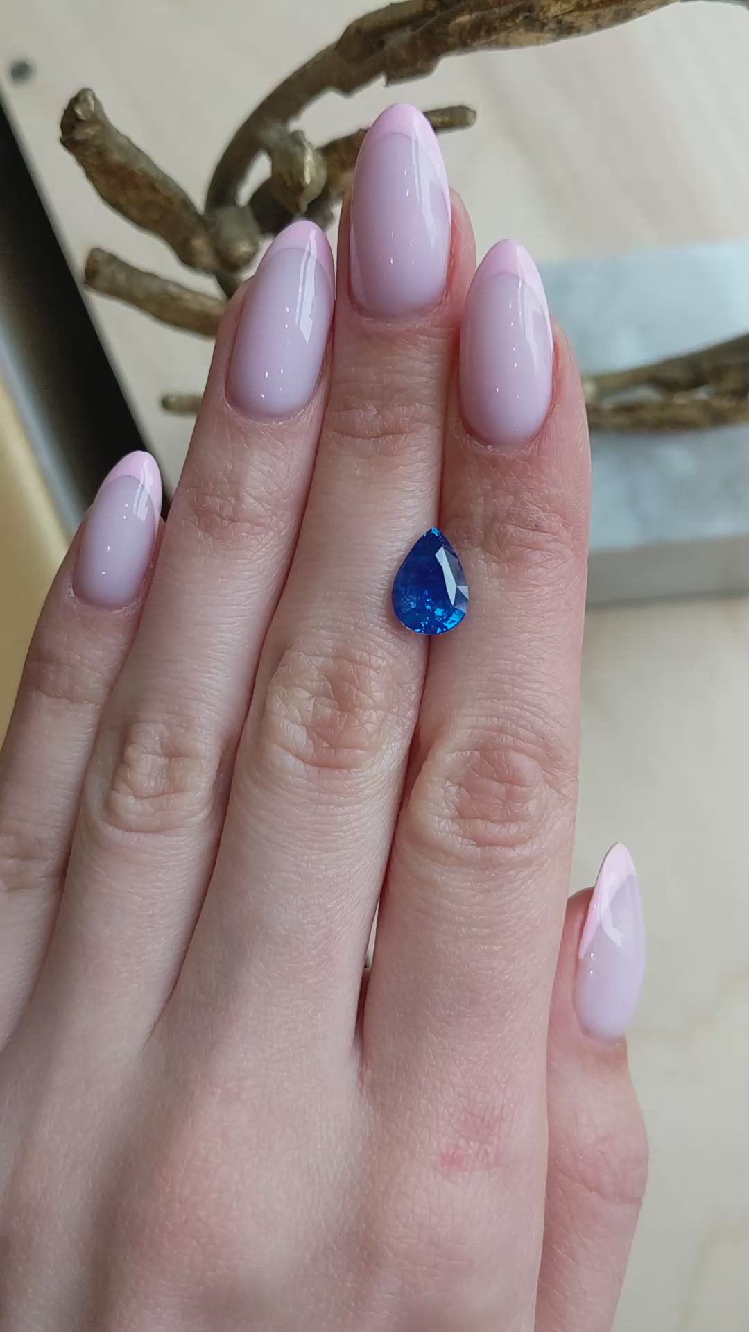 3.84 Ct. Blue Sapphire from Ceylon (Sri Lanka) Size Video